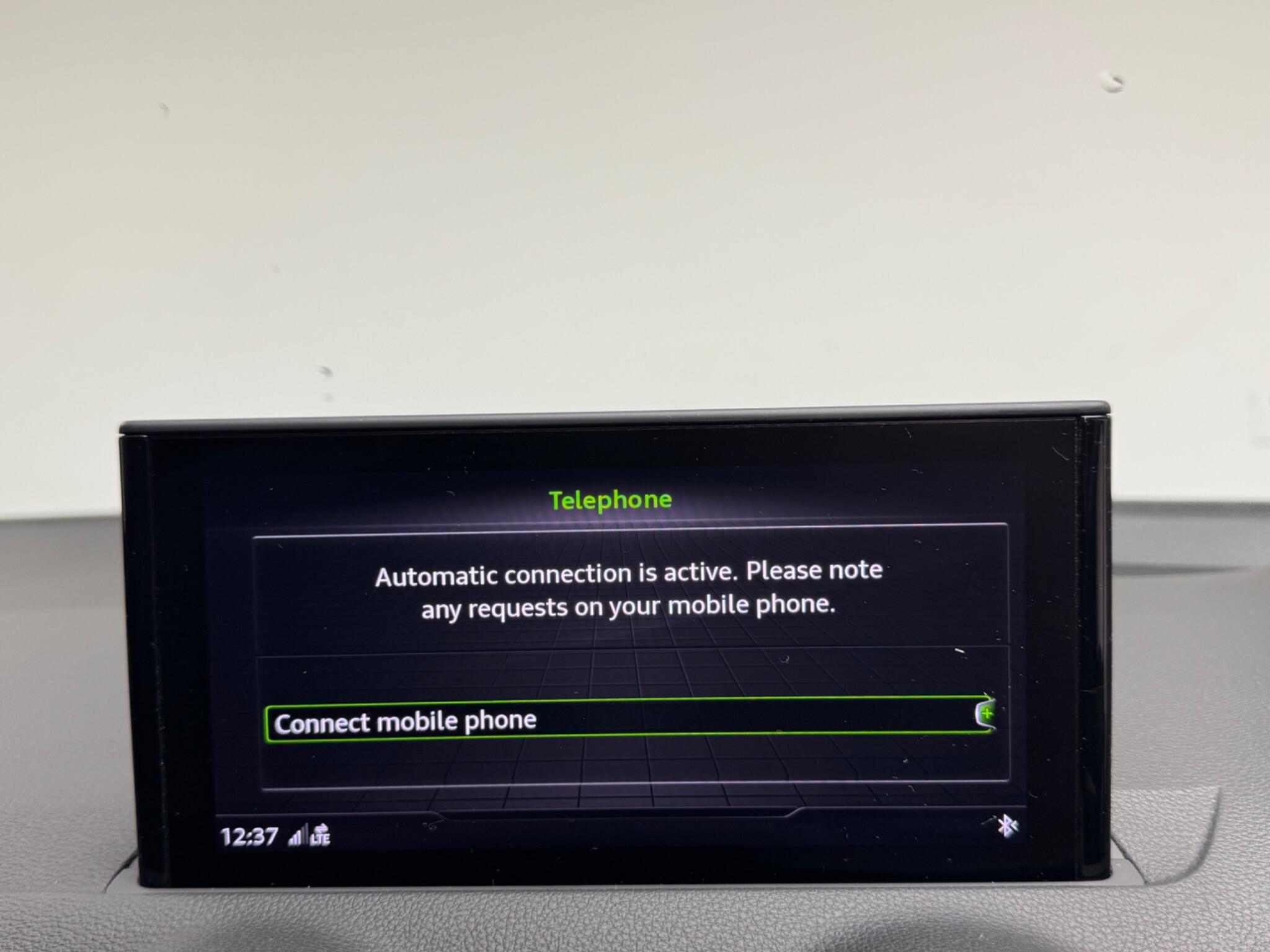 Audi Q2 view 17