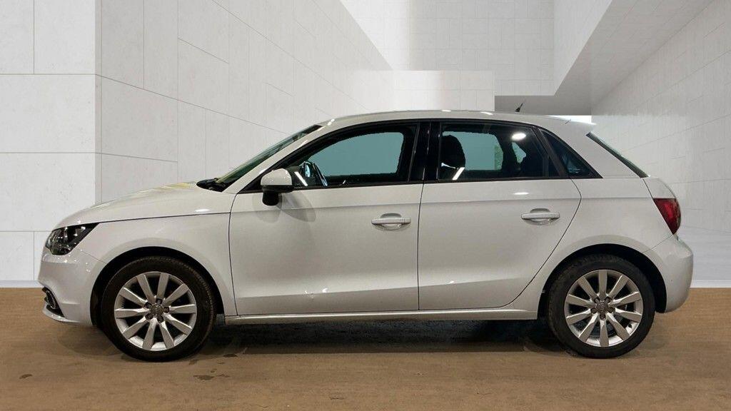 Audi A1 view 6