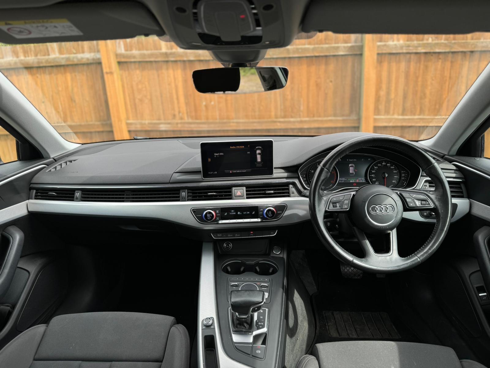 Audi A4 view 15