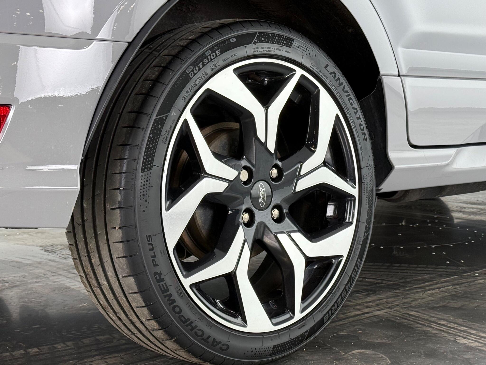 Ford Ecosport view 8