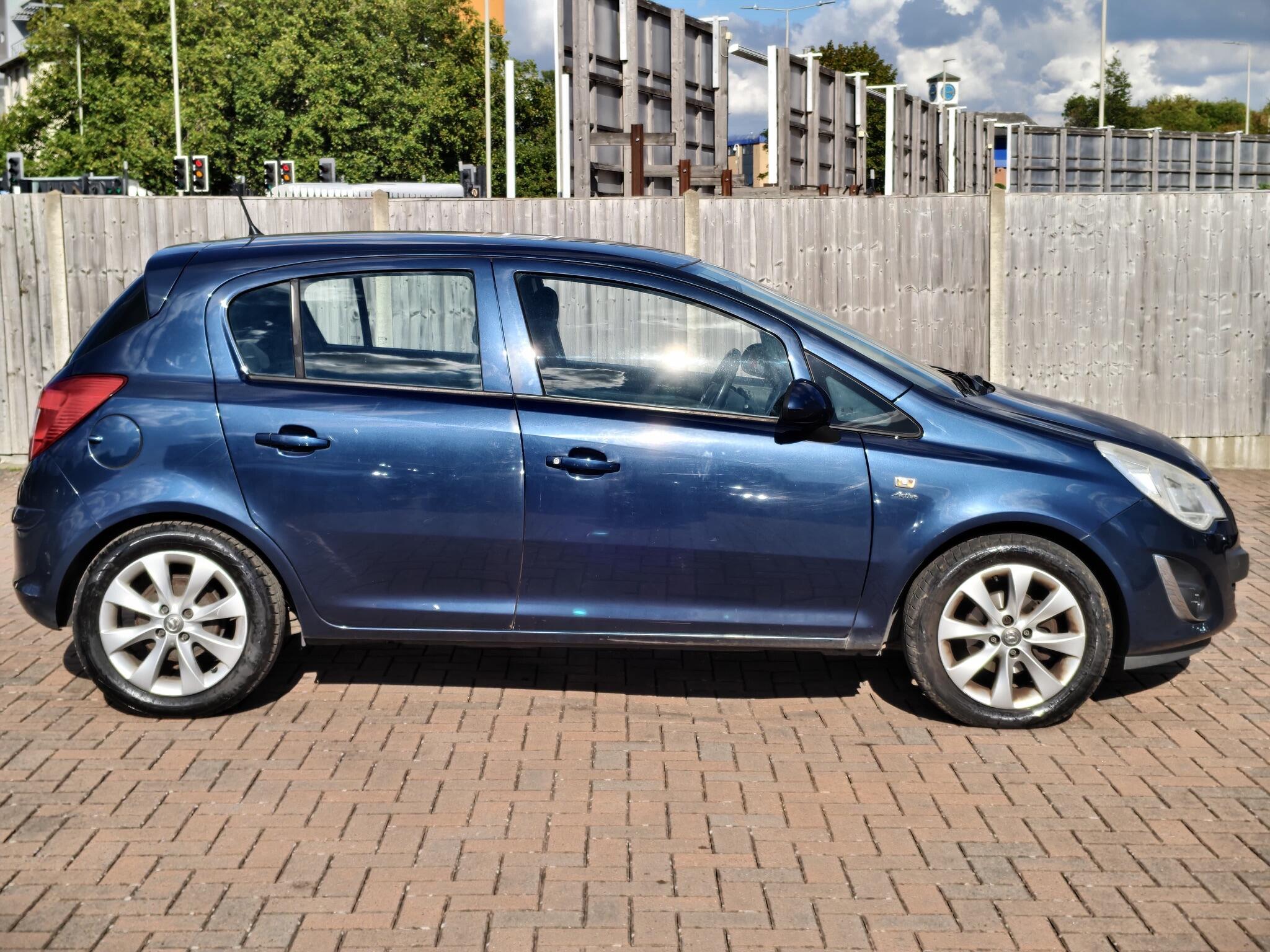 Vauxhall Corsa view 4