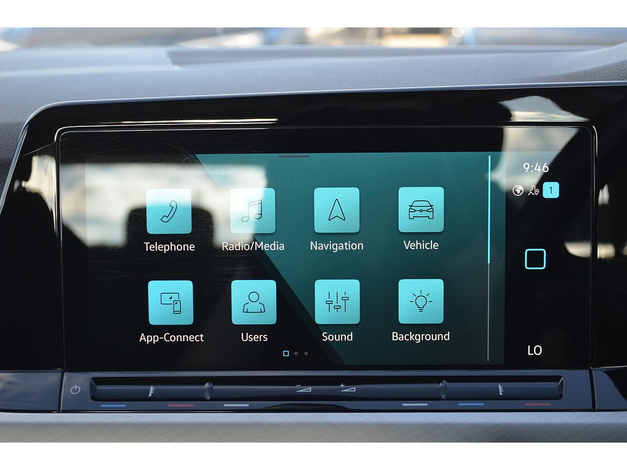 Volkswagen Golf view 25
