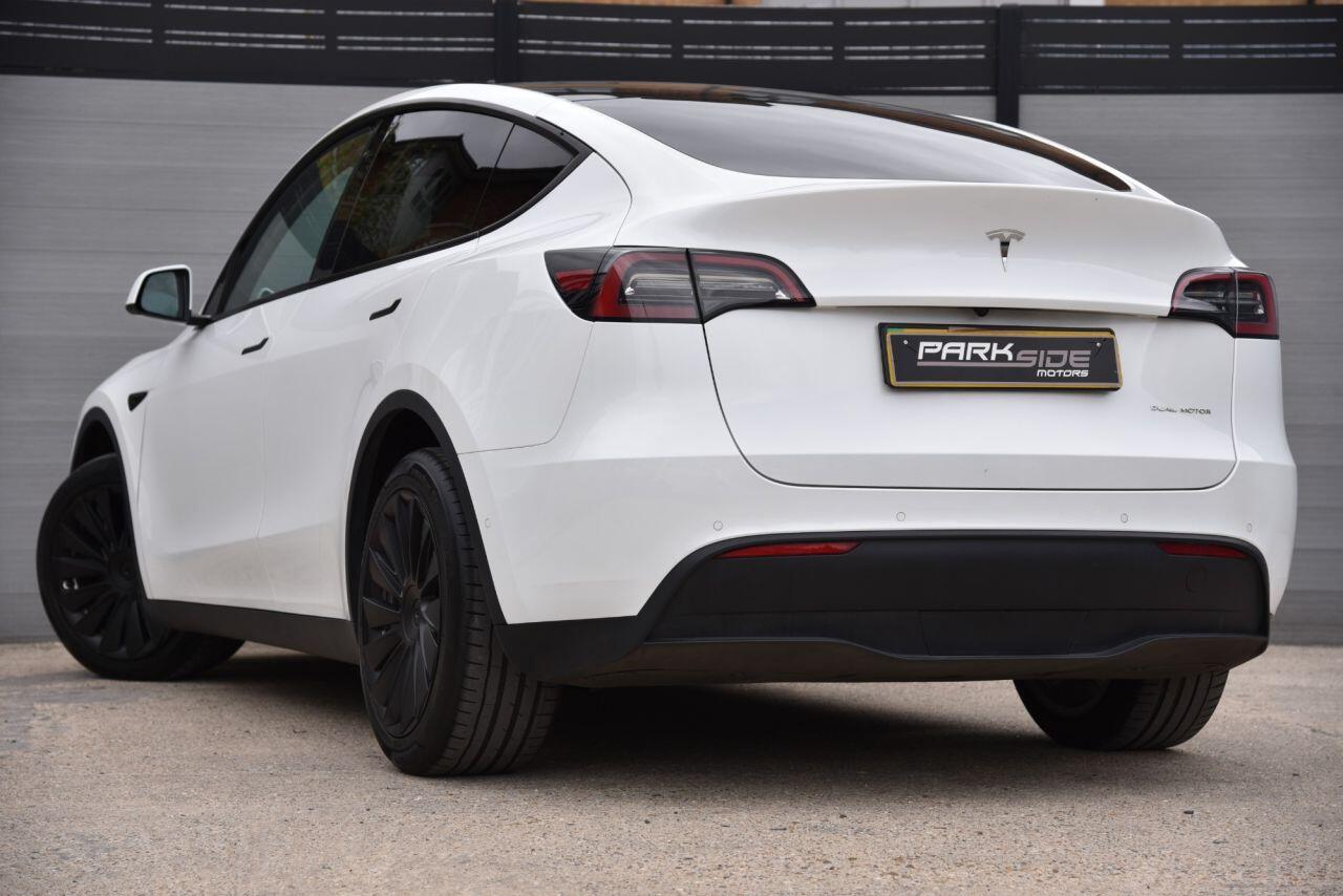 Tesla Model Y view 3