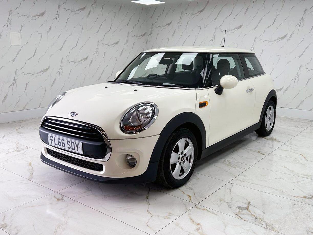 MINI Hatch view 7