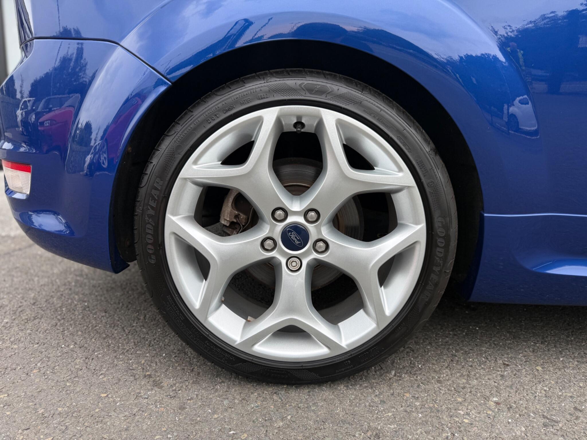 Ford Focus view 30