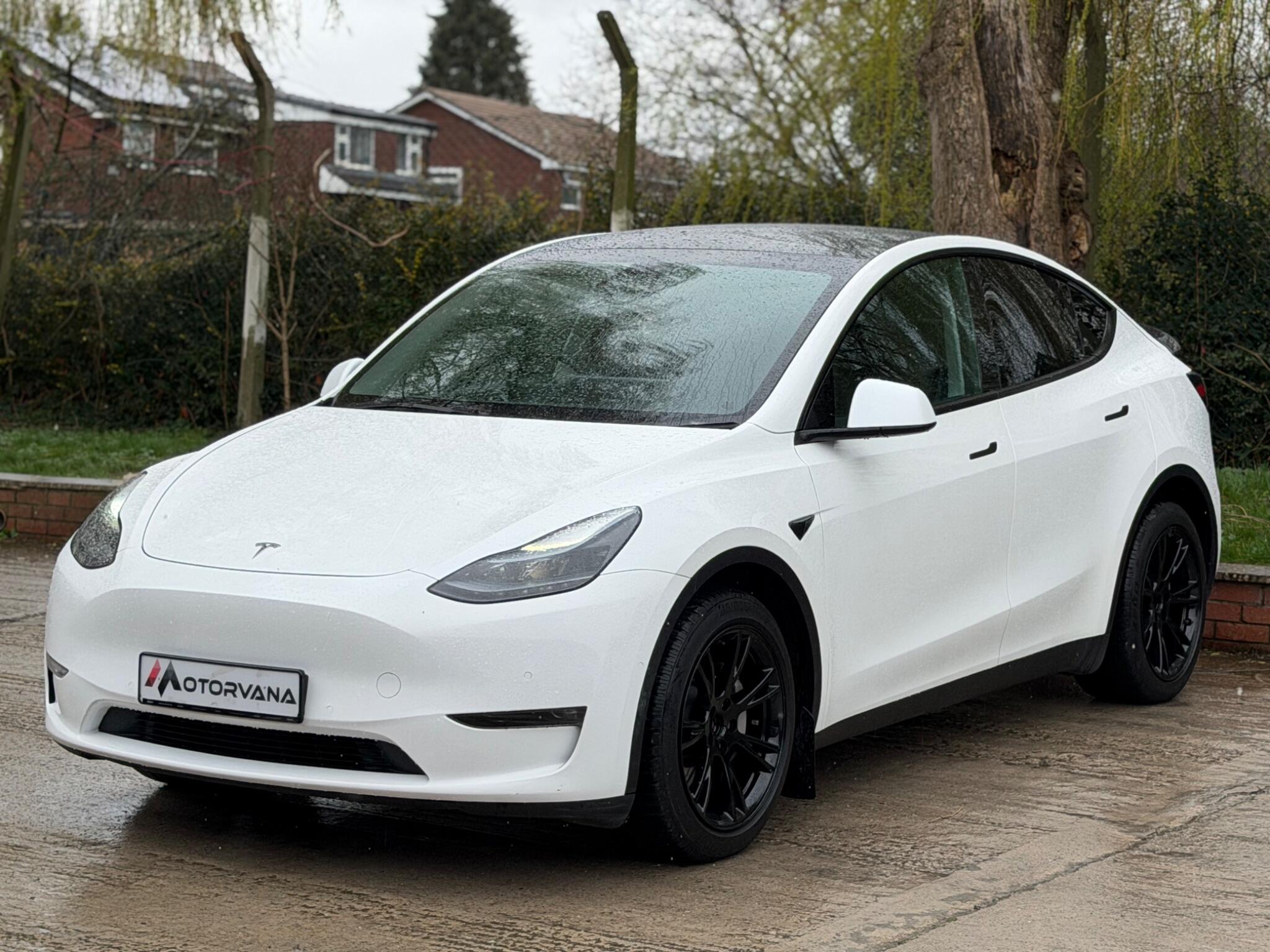 Tesla Model Y view 3