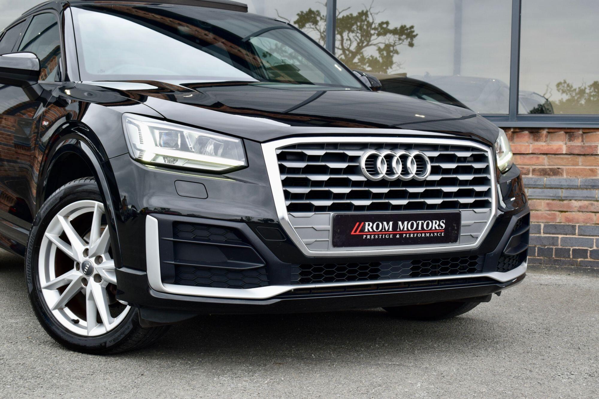 Audi Q2 view 42
