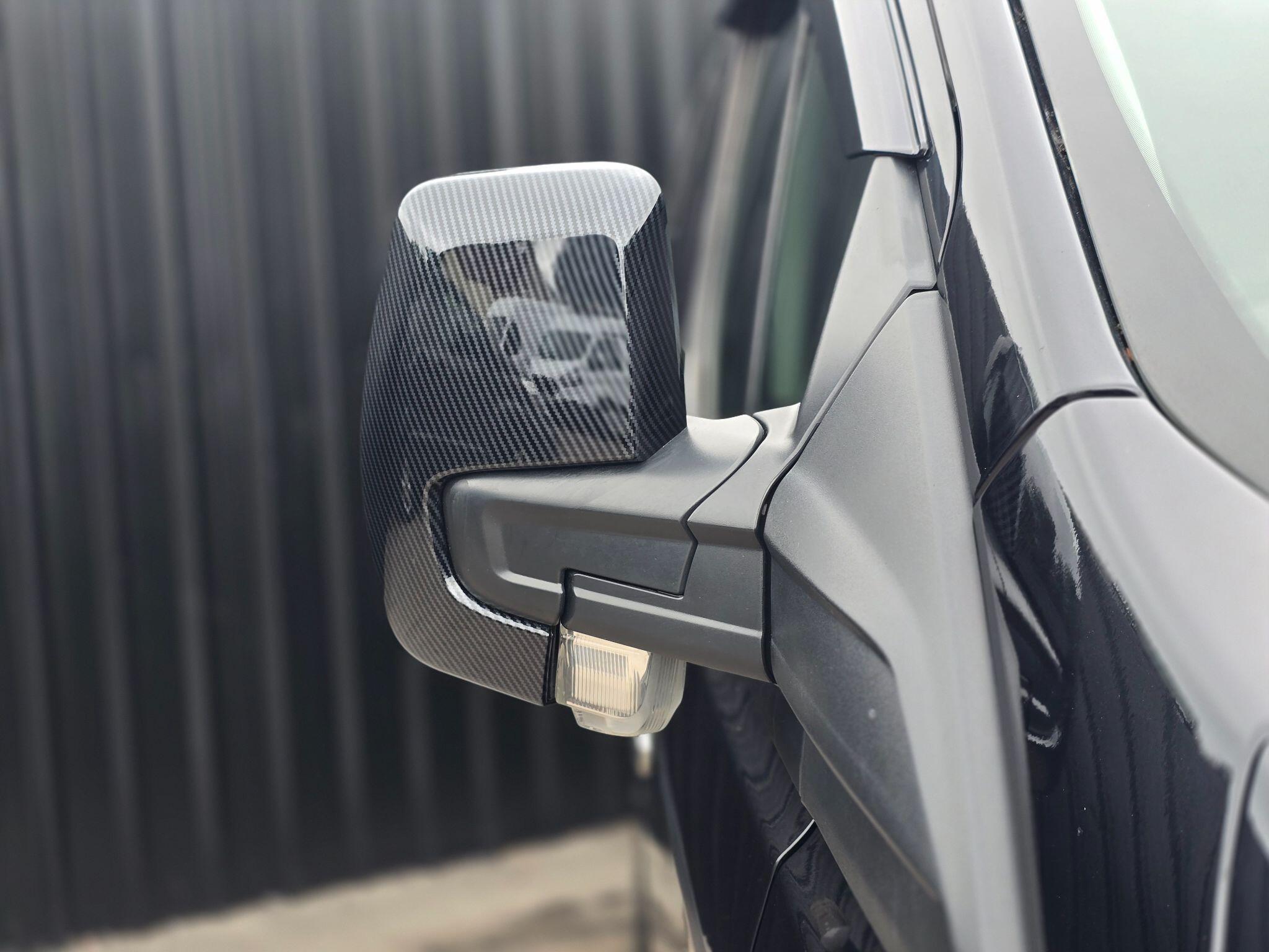 Ford Transit Custom view 12