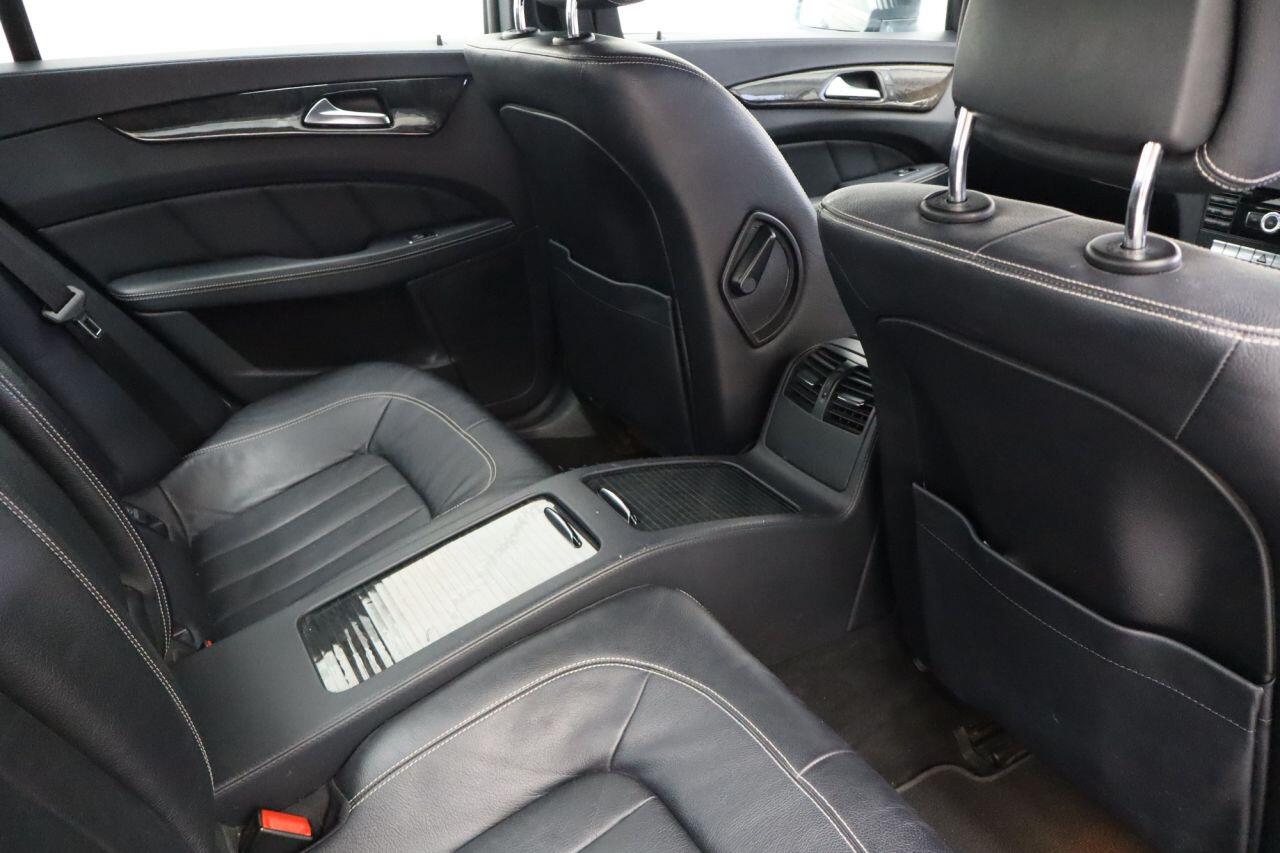 Mercedes-Benz CLS view 10