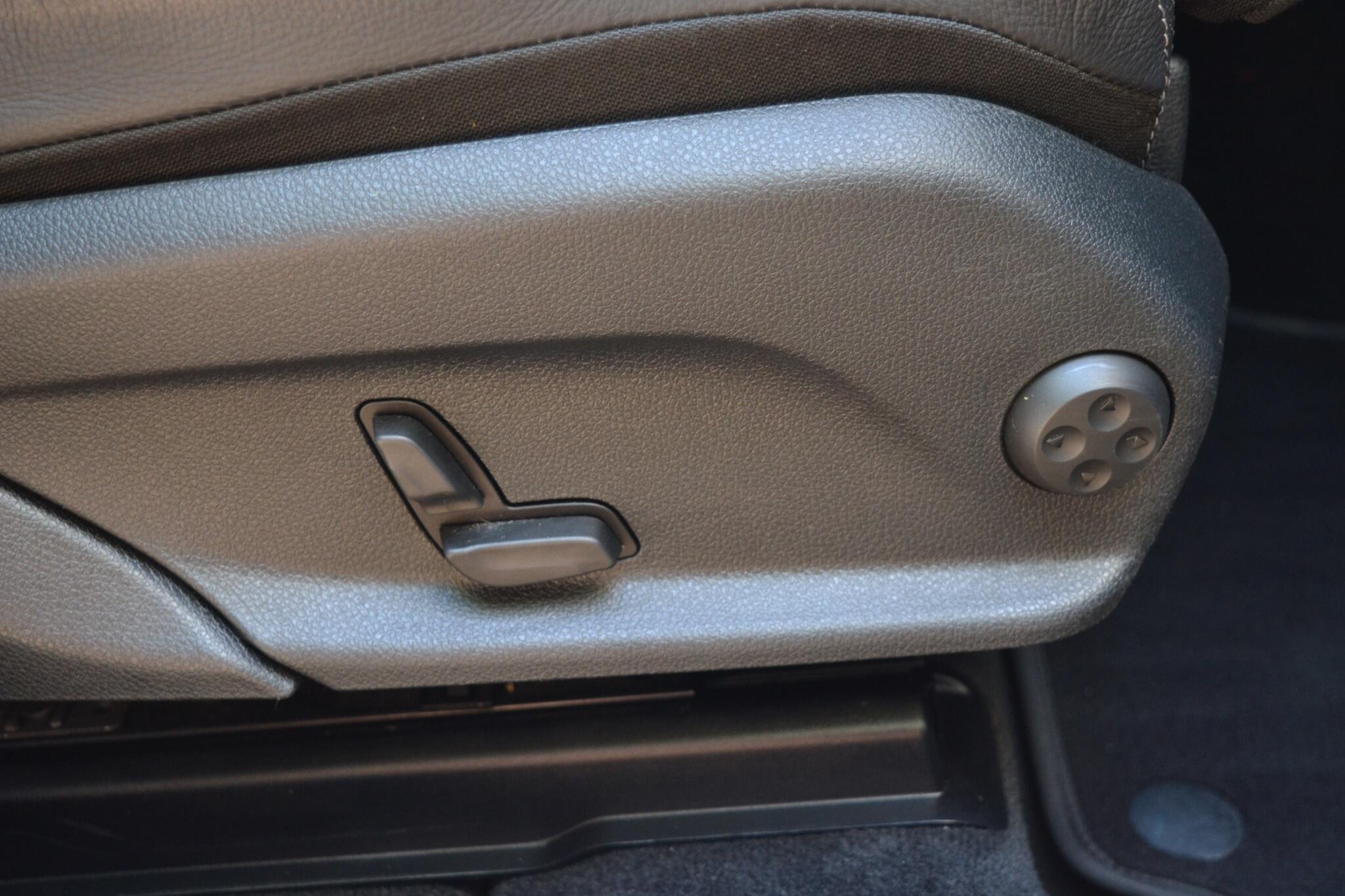 Mercedes-Benz GLC view 19