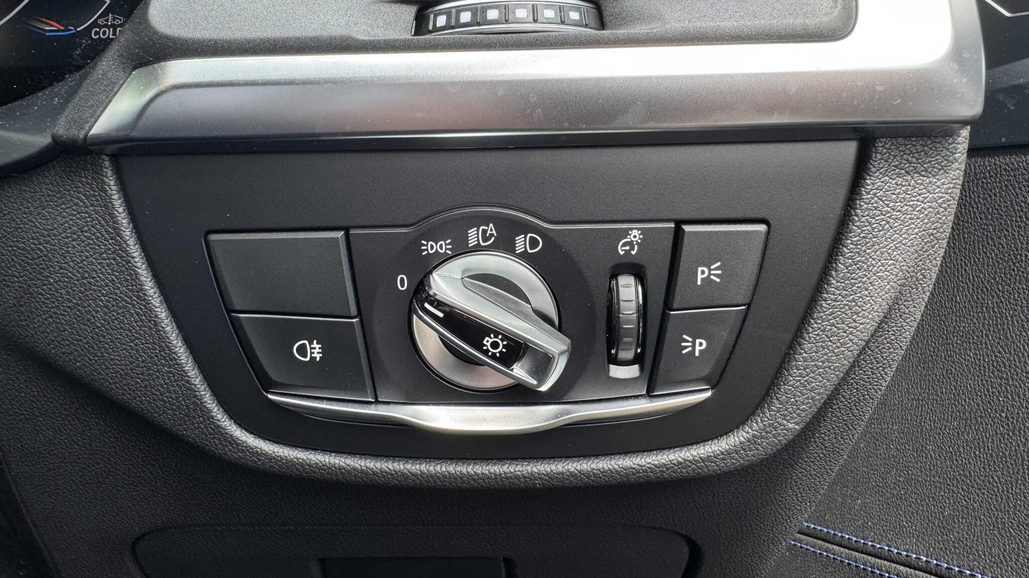 BMW X4 view 26