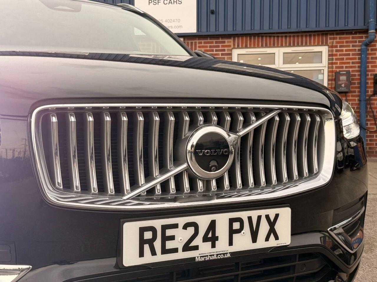 Volvo XC90 view 16
