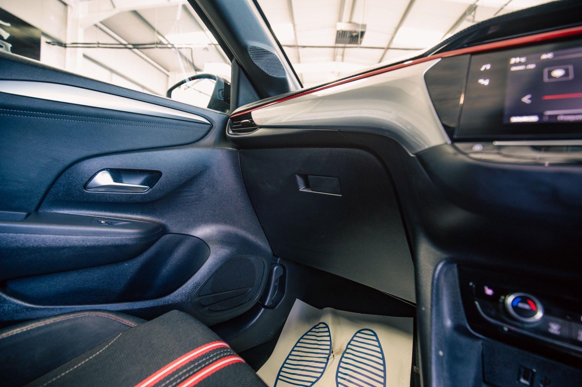Vauxhall Corsa view 22