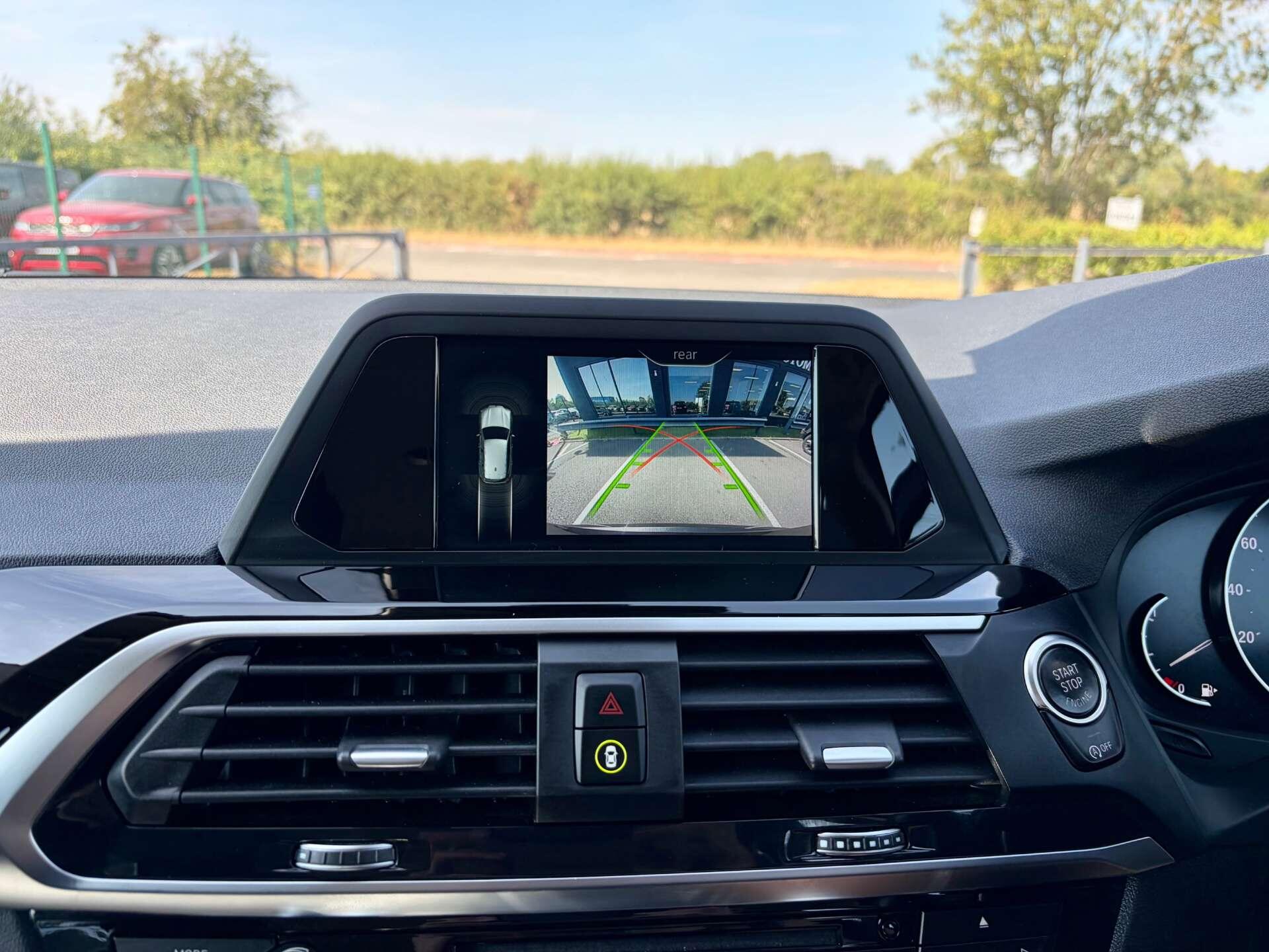 BMW X3 view 58