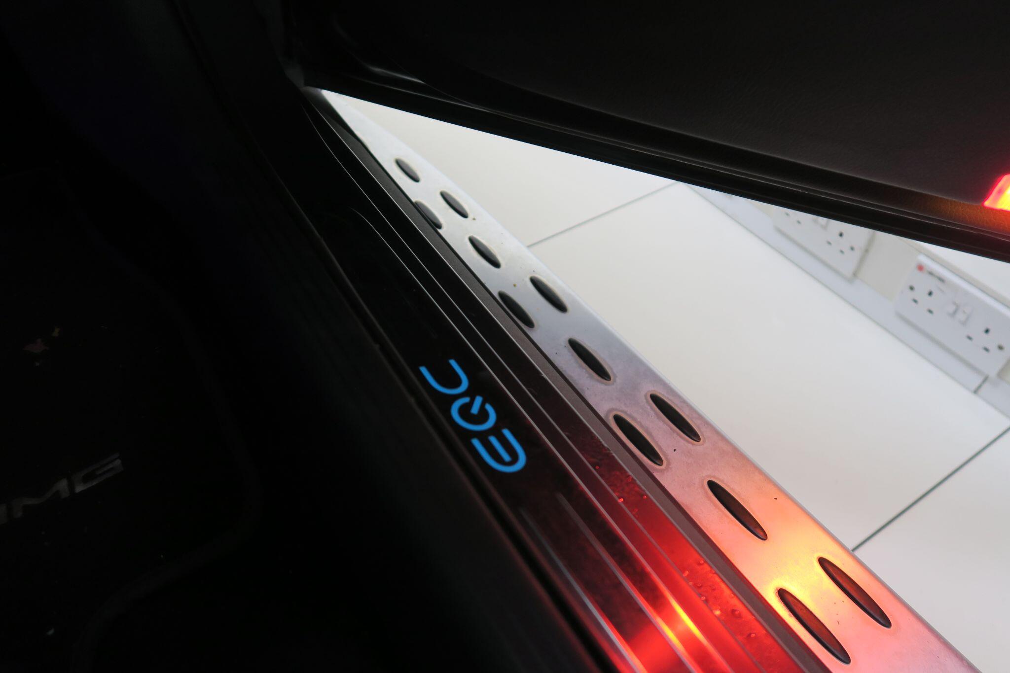 Mercedes-Benz Eqc view 19