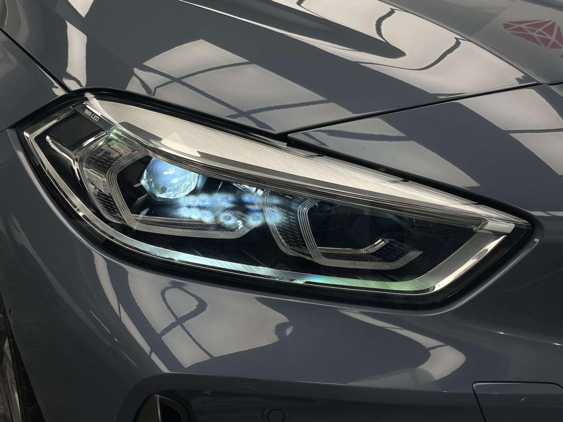 BMW 1 Series view 7