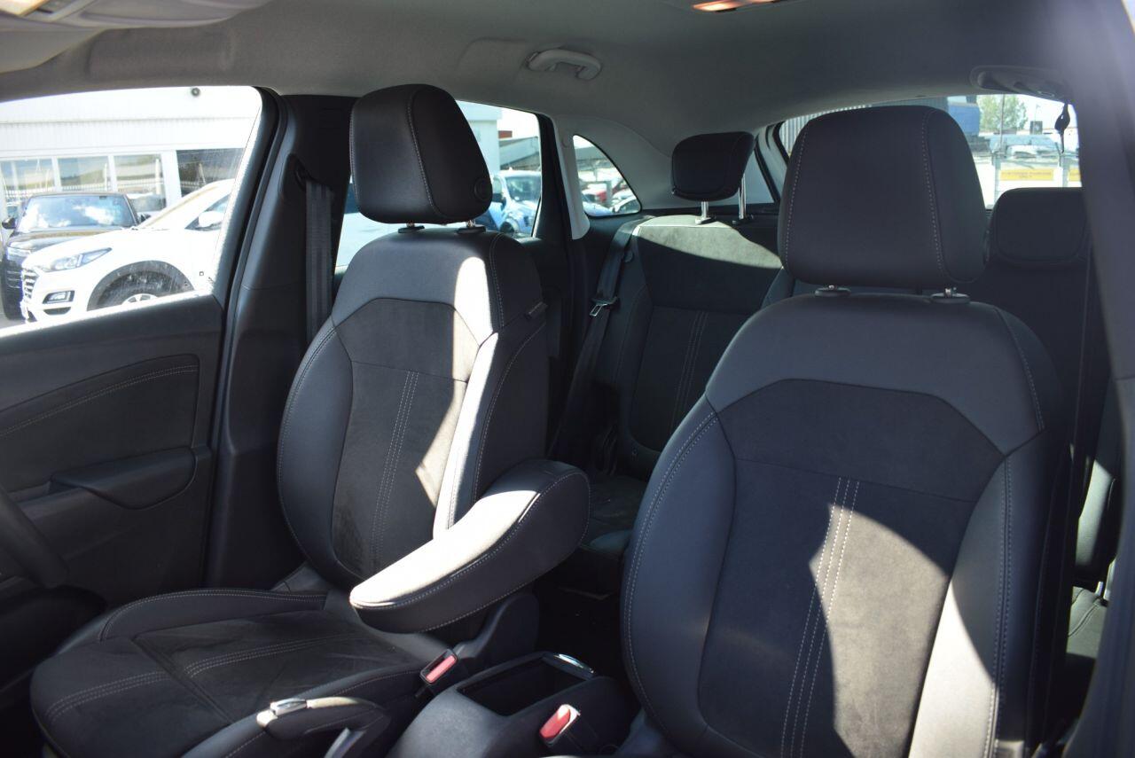 Vauxhall Crossland view 14