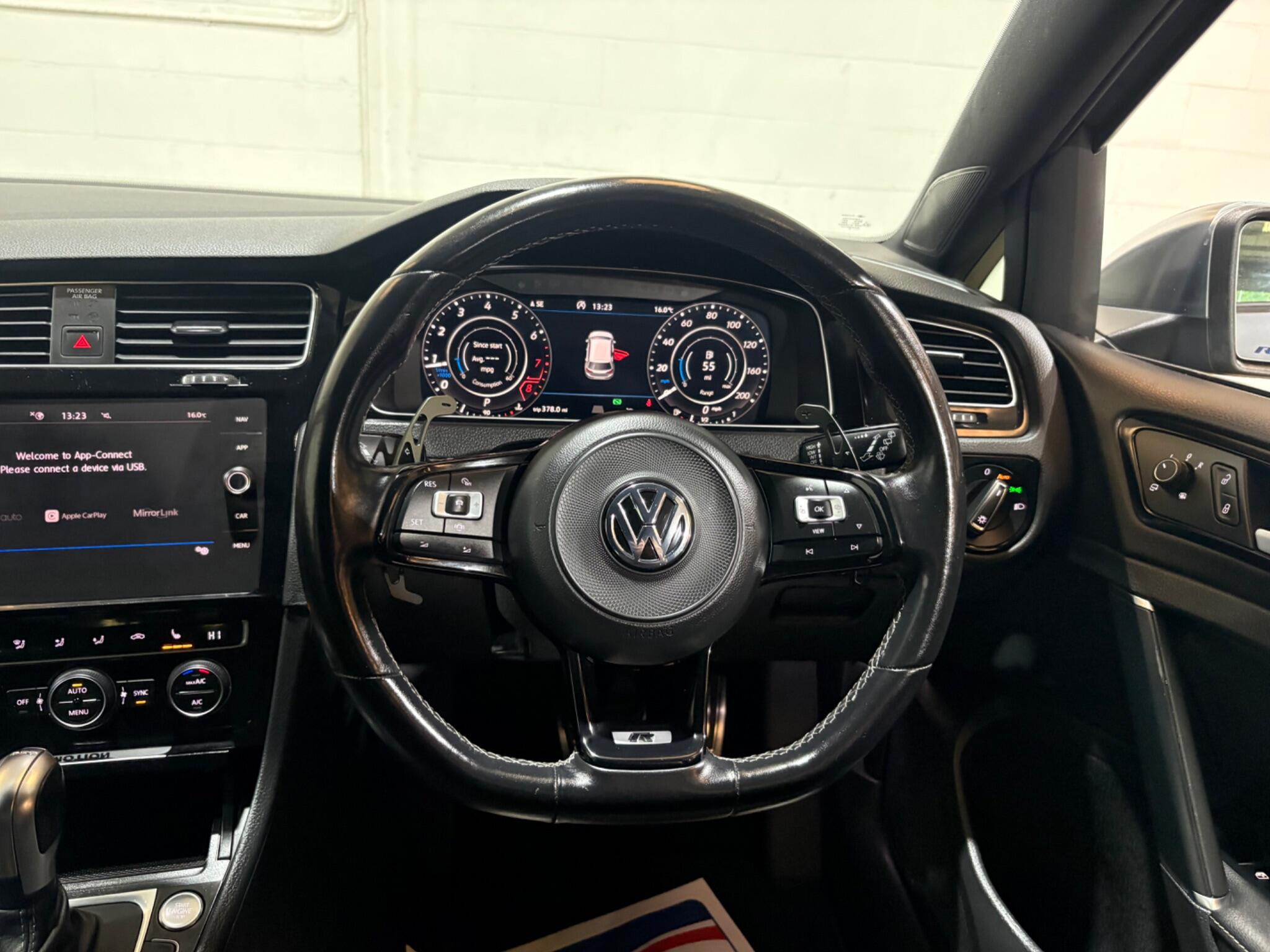Volkswagen Golf view 55