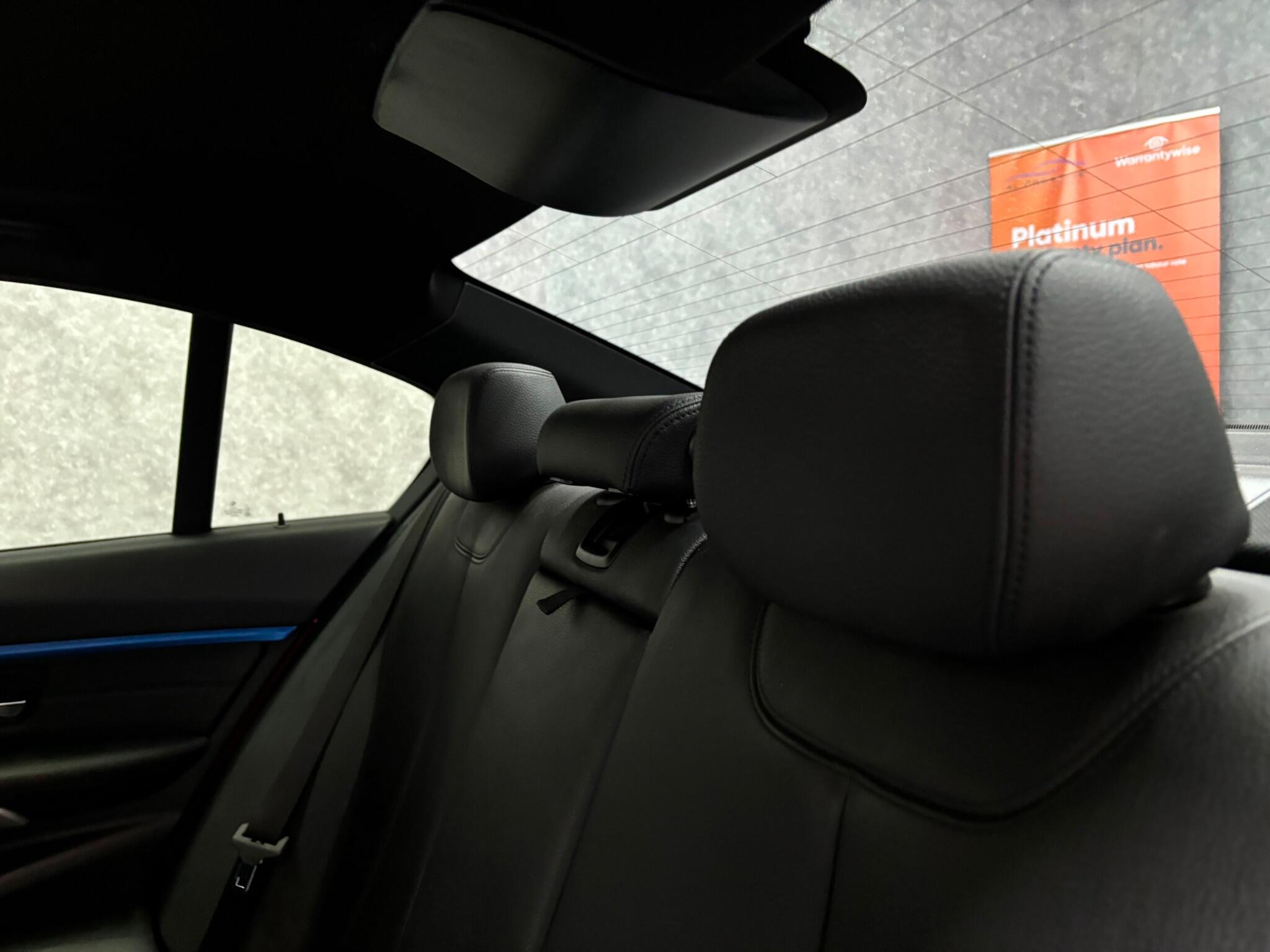 BMW 3 Series view 10