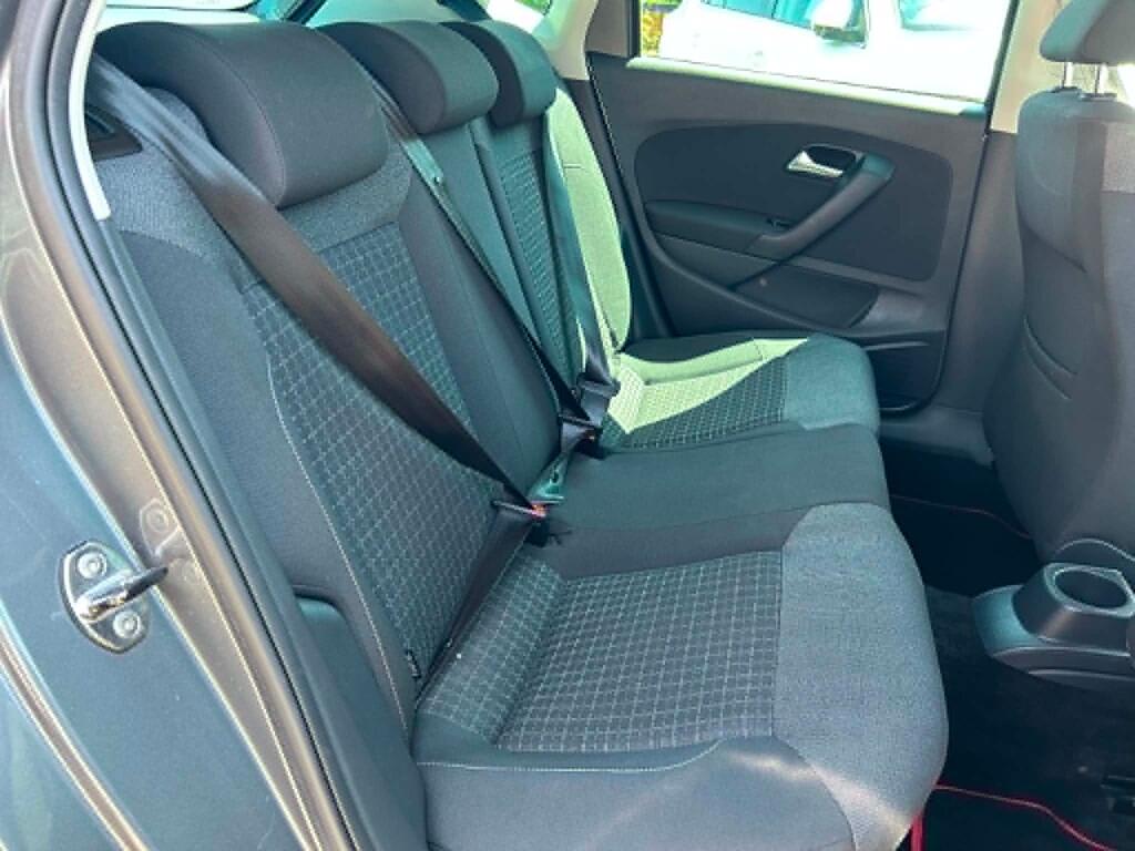 Volkswagen Polo view 12