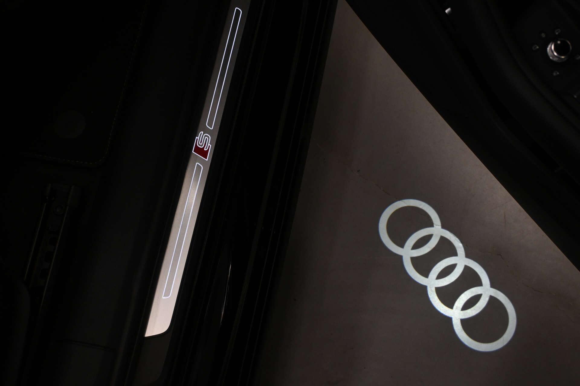 Audi A4 view 33
