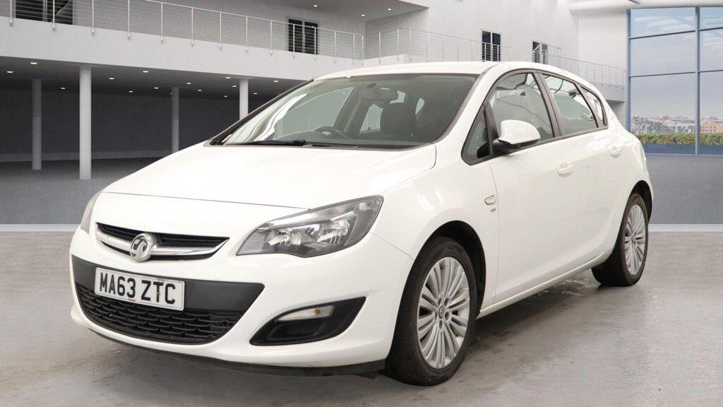 Vauxhall Astra view 2