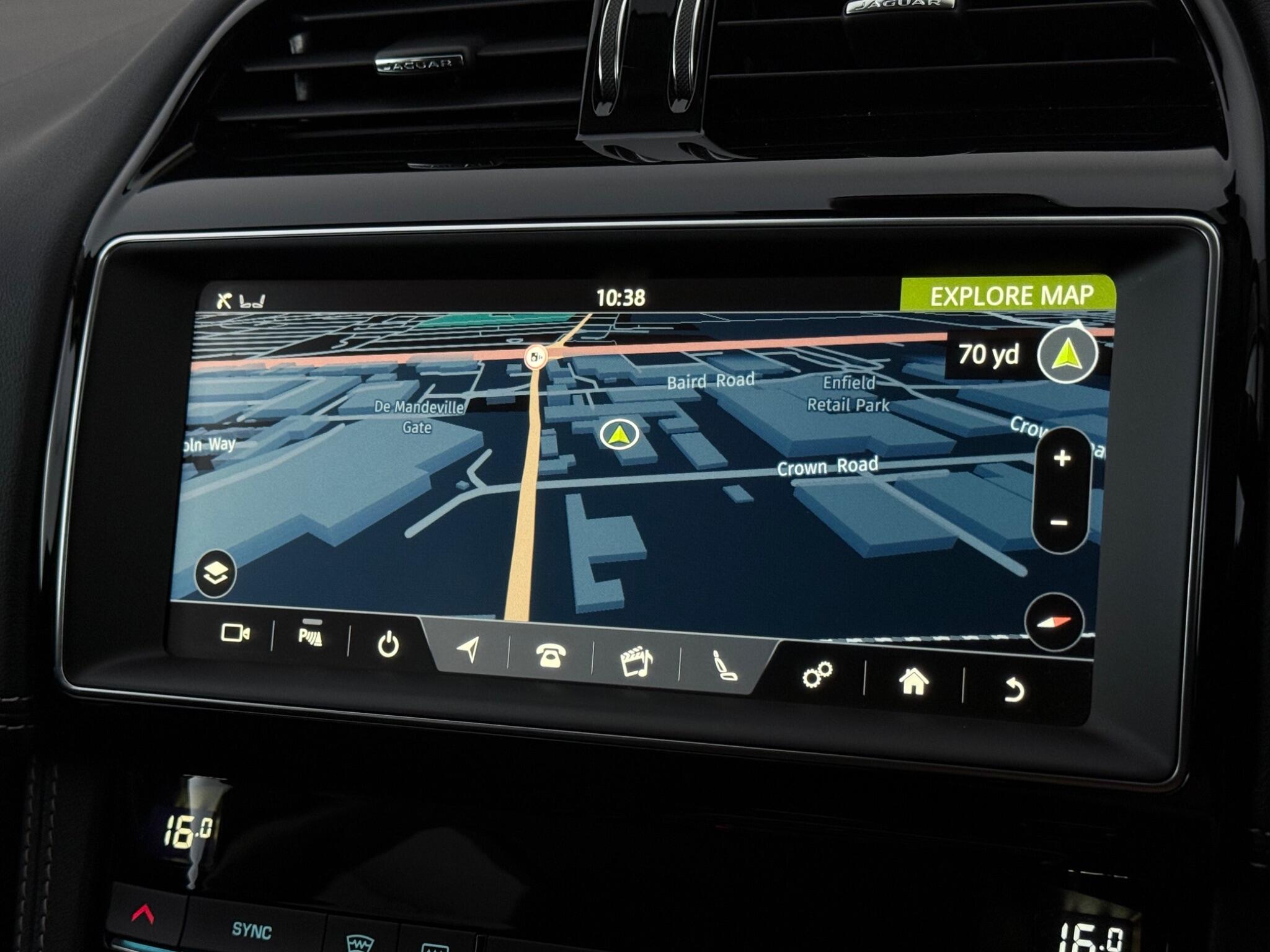 Jaguar F-Pace view 22
