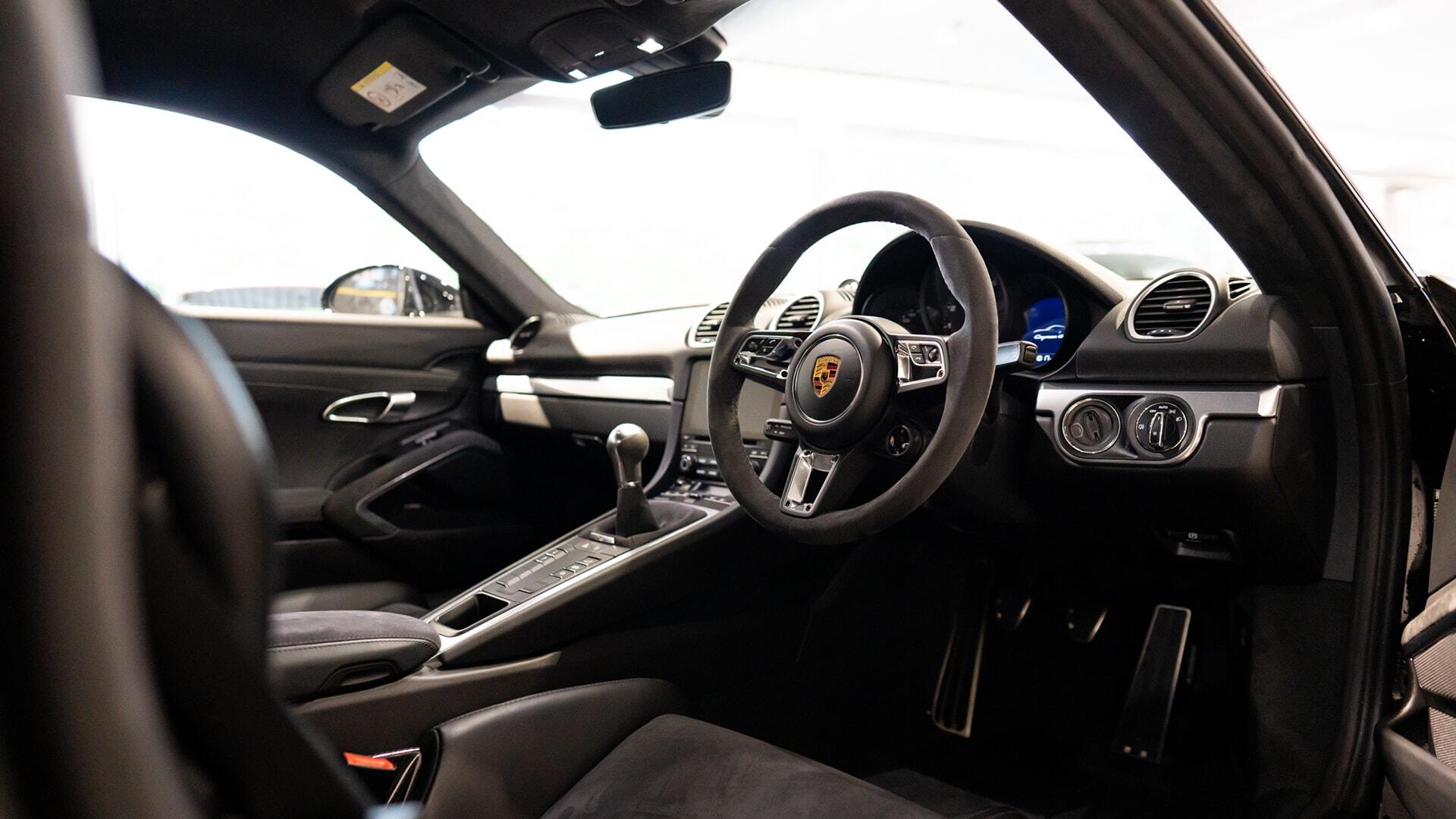 Porsche Cayman view 3