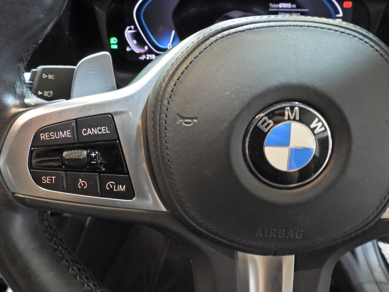BMW 3 Series view 35