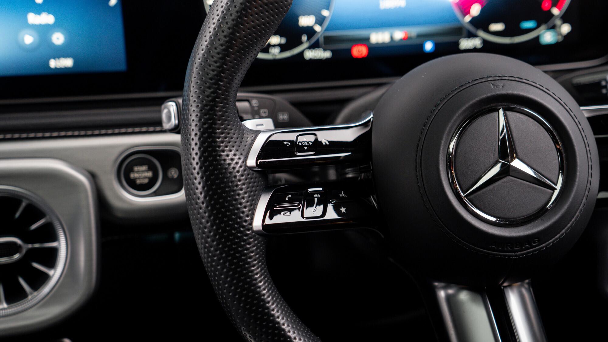 Mercedes-Benz G Class view 23