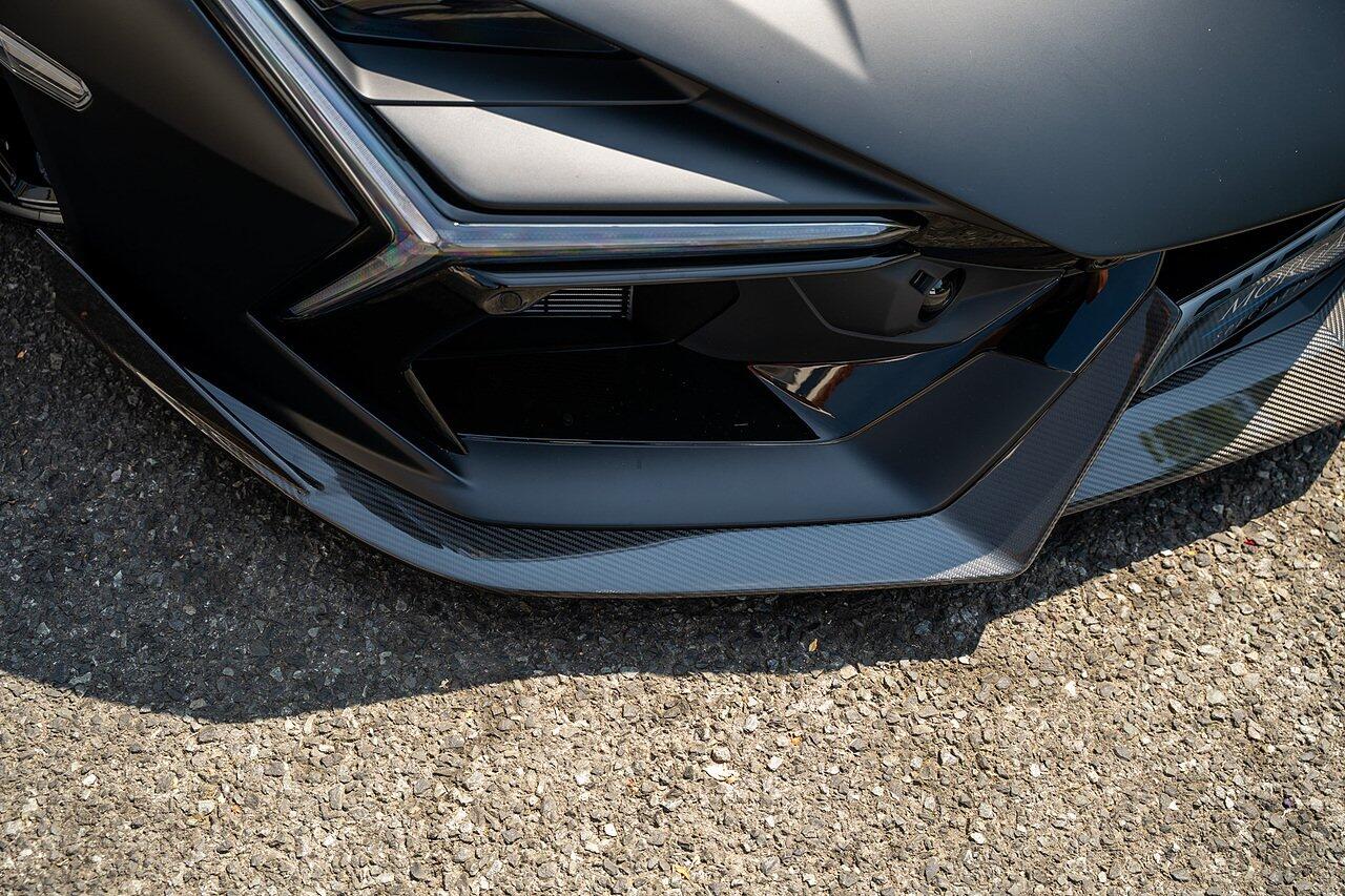 Lamborghini Revuelto view 40