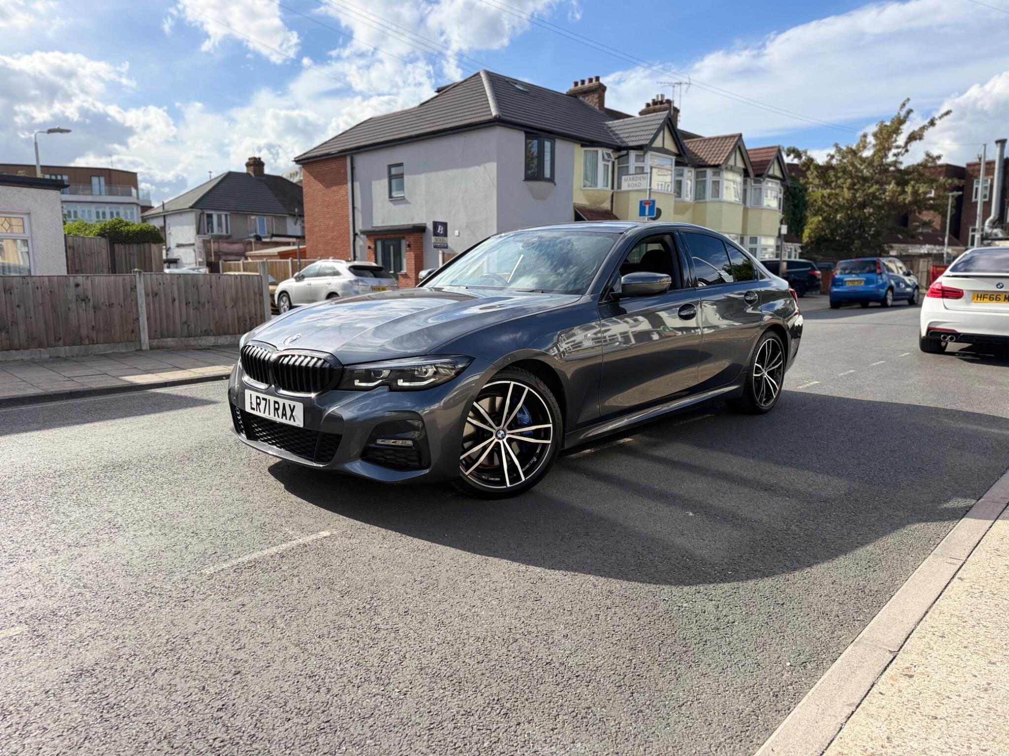 BMW 3 Series view 6