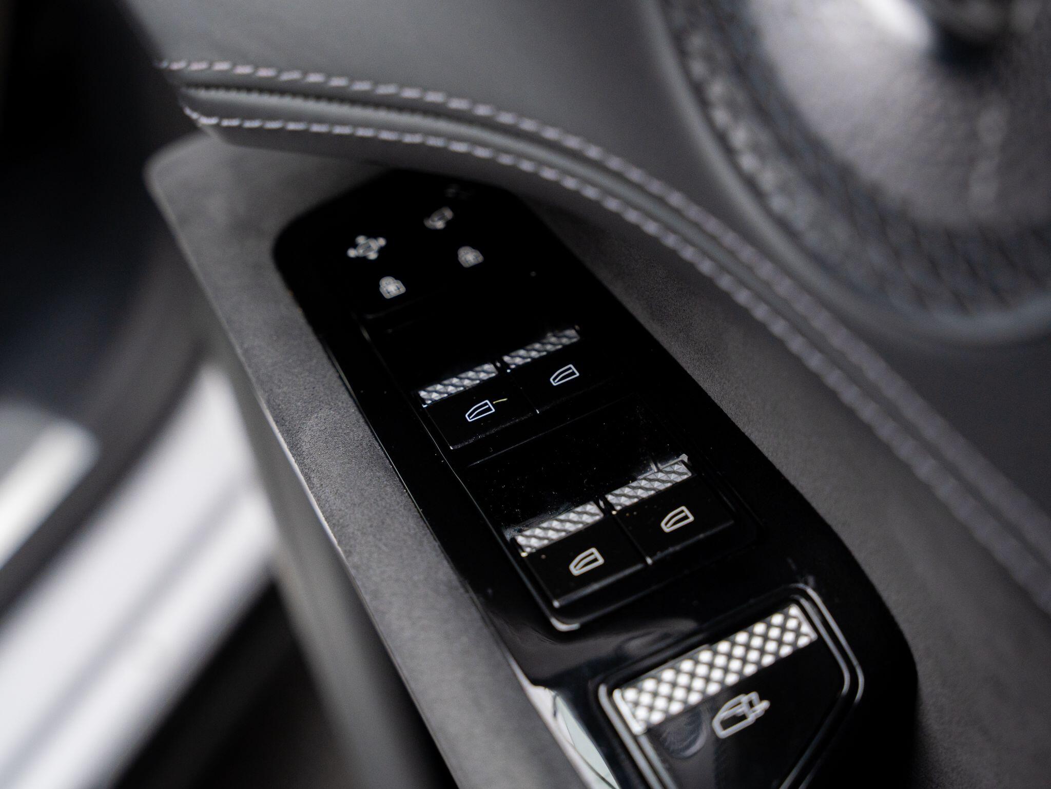Lotus Eletre view 28