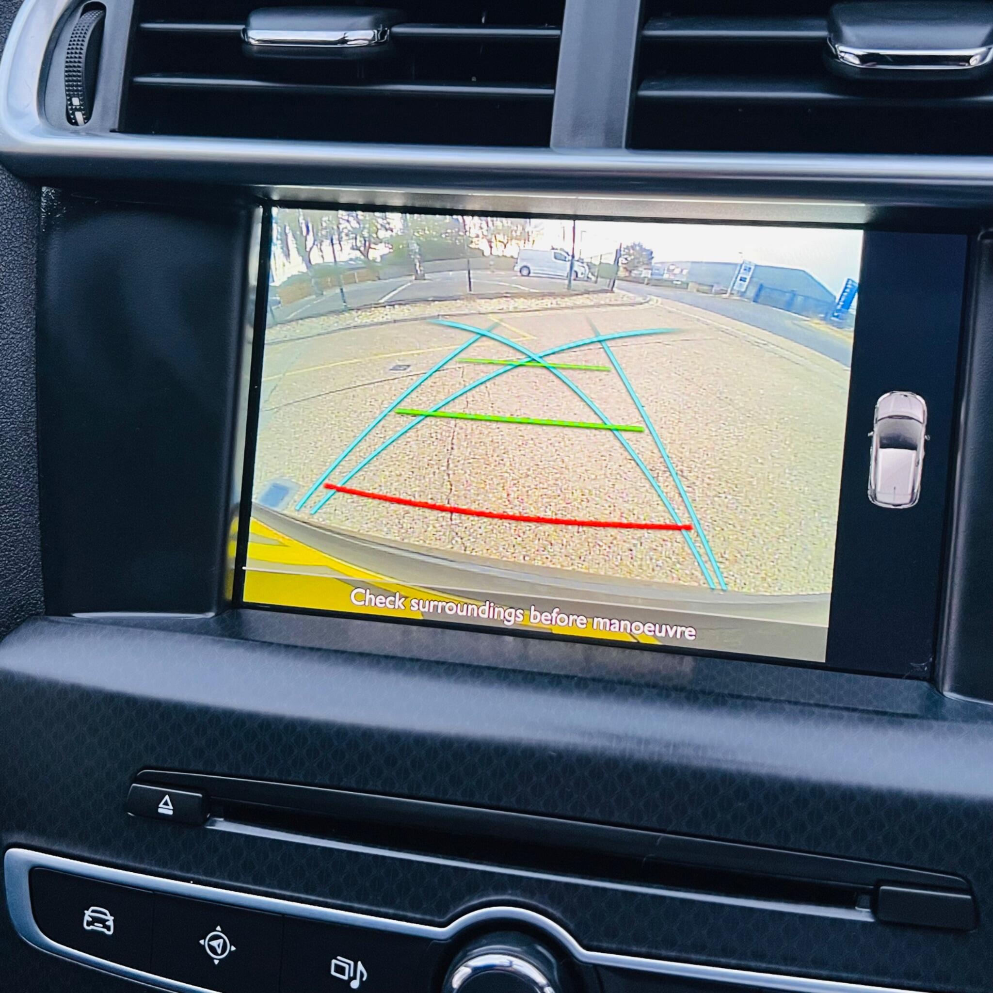 DS Automobiles DS 4 Crossback view 23