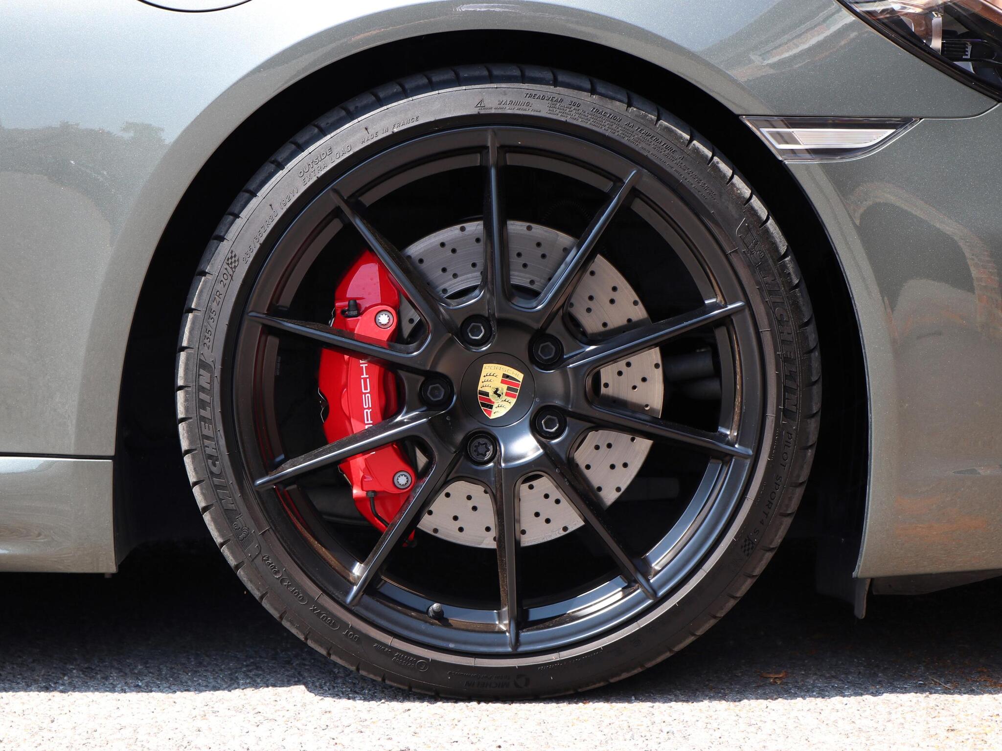Porsche Cayman view 4