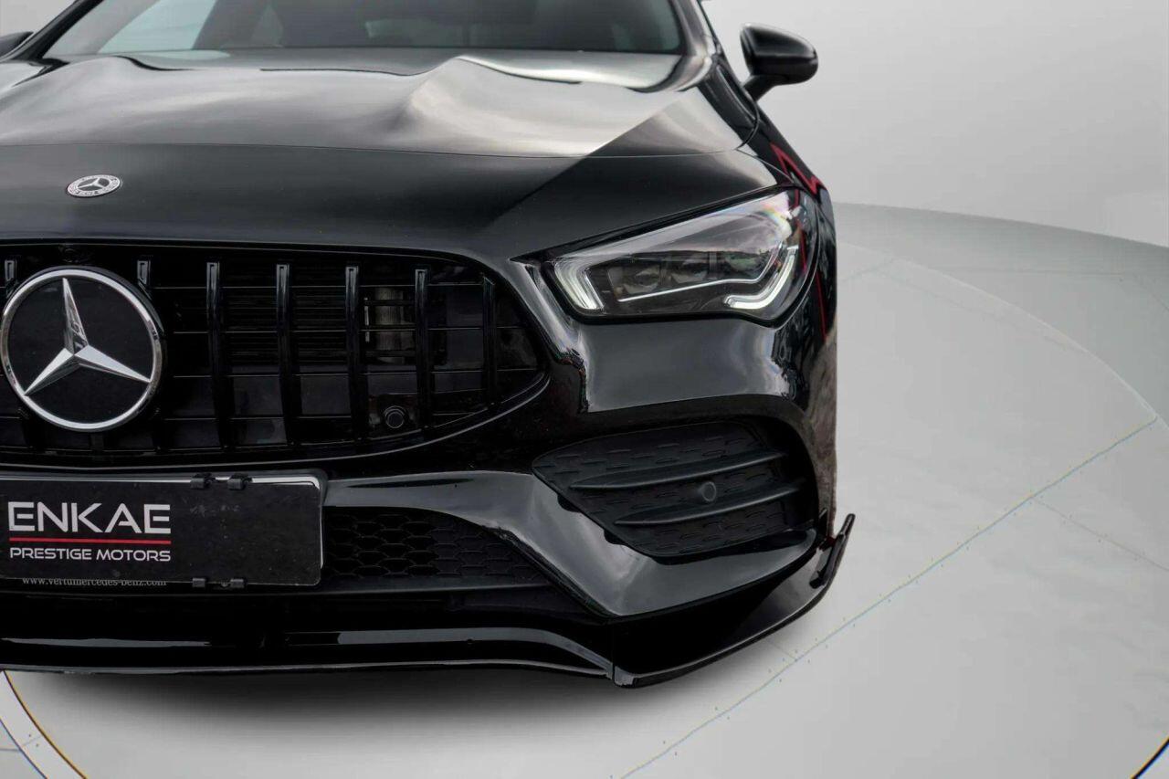 Mercedes-Benz Cla view 11