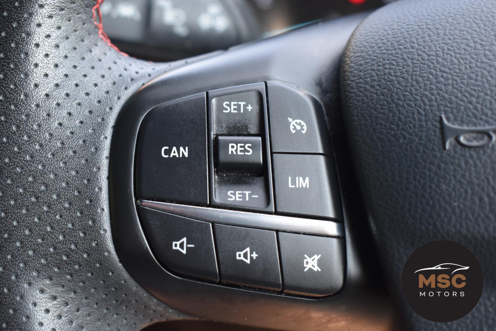 Ford Focus view 46