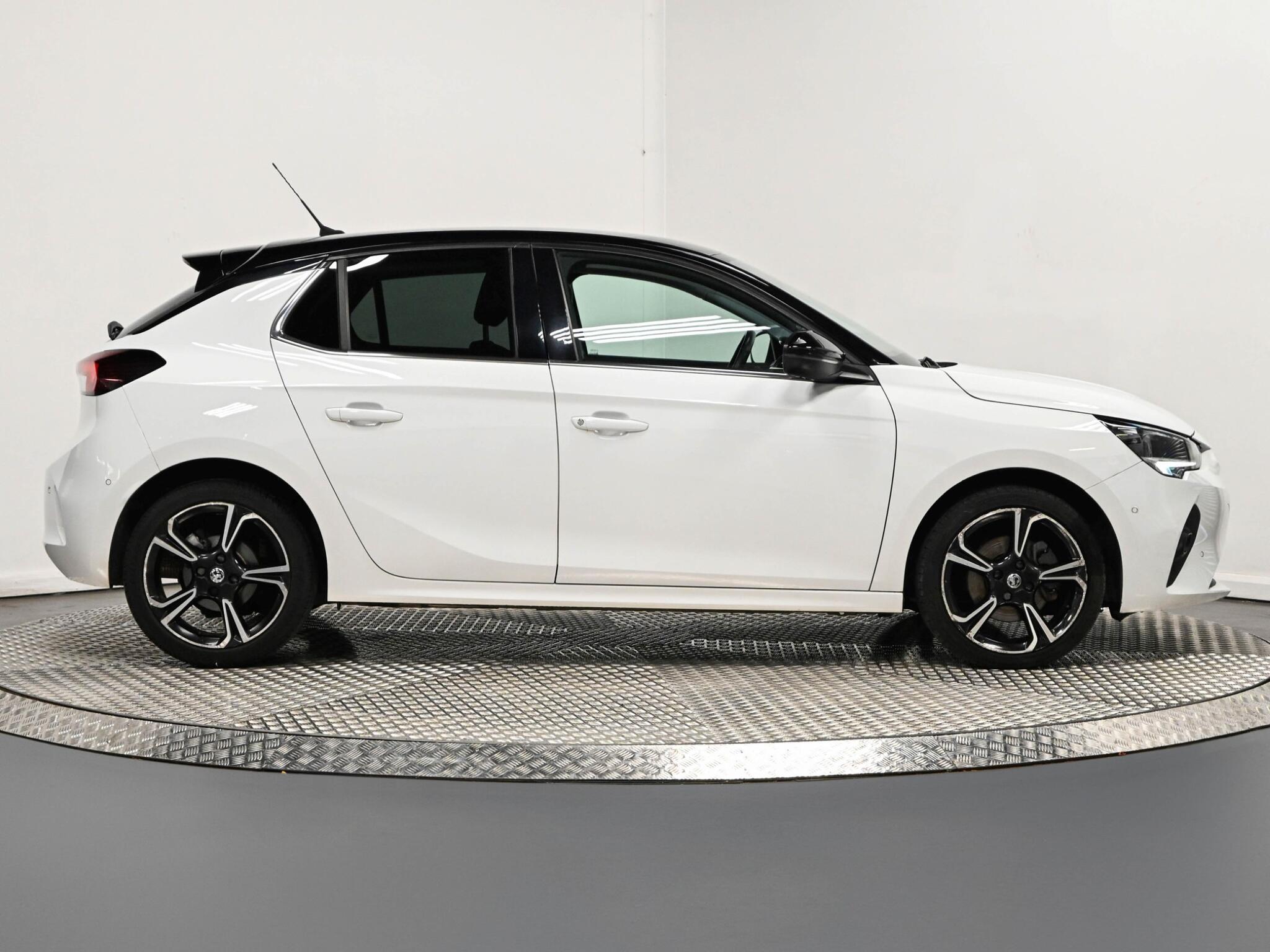 Vauxhall Corsa view 36