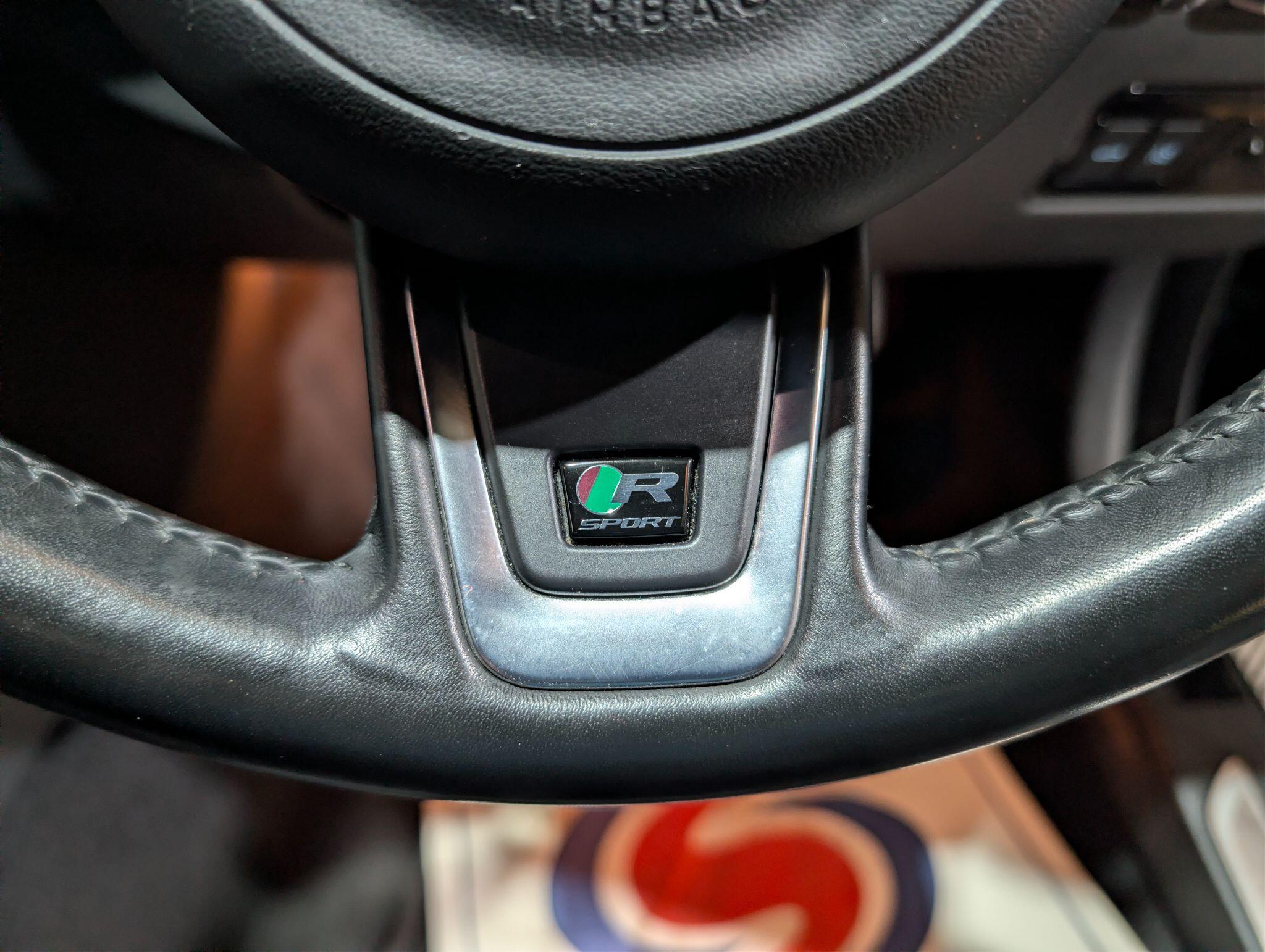 Jaguar Xe view 29