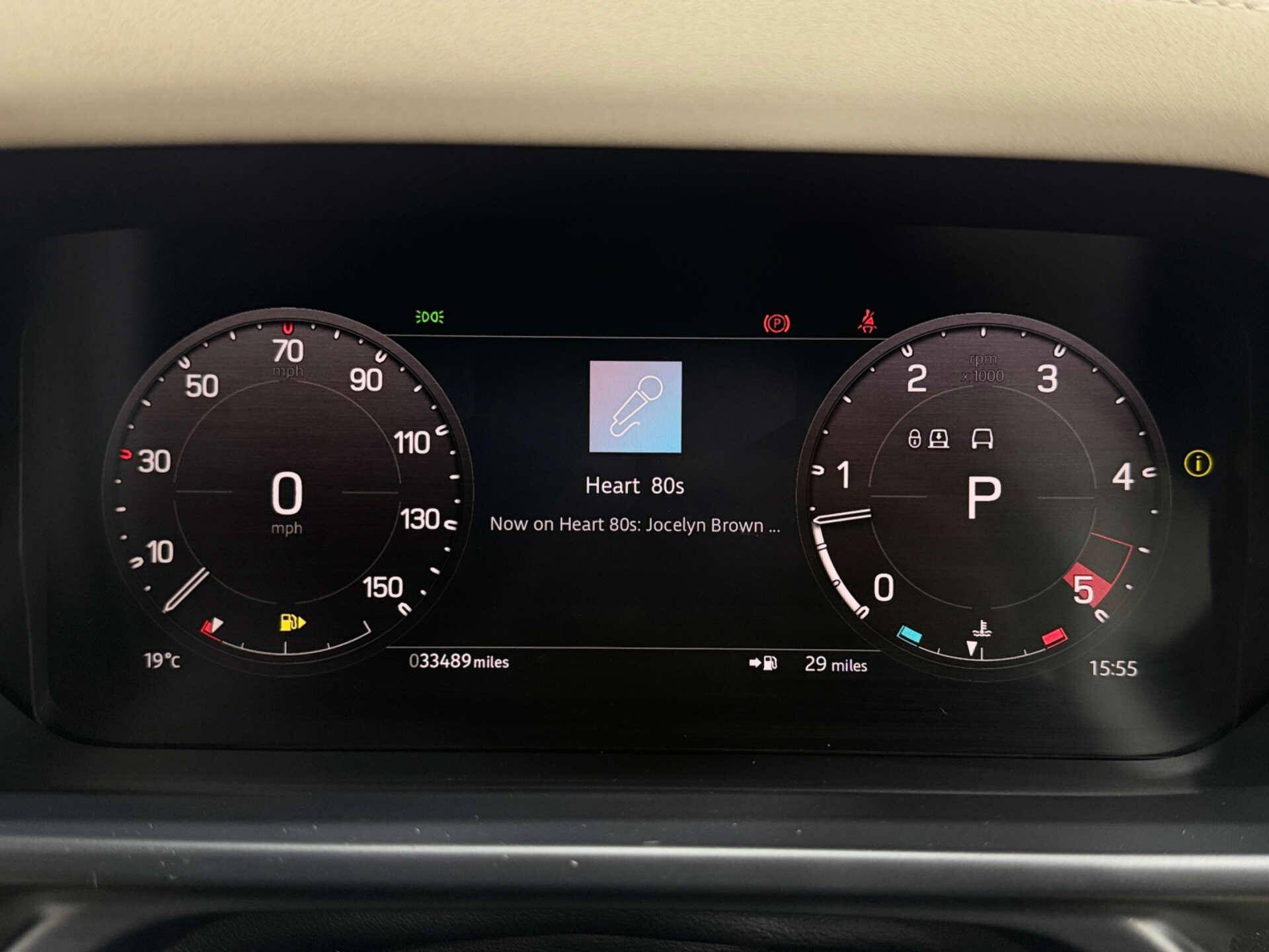 Land Rover Defender view 22