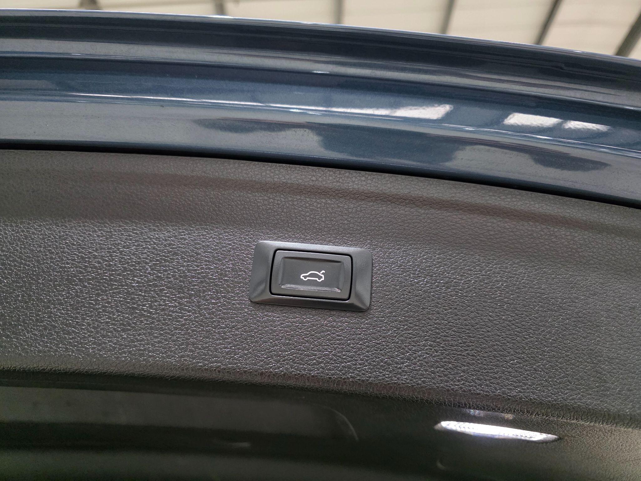 Audi Q5 view 33