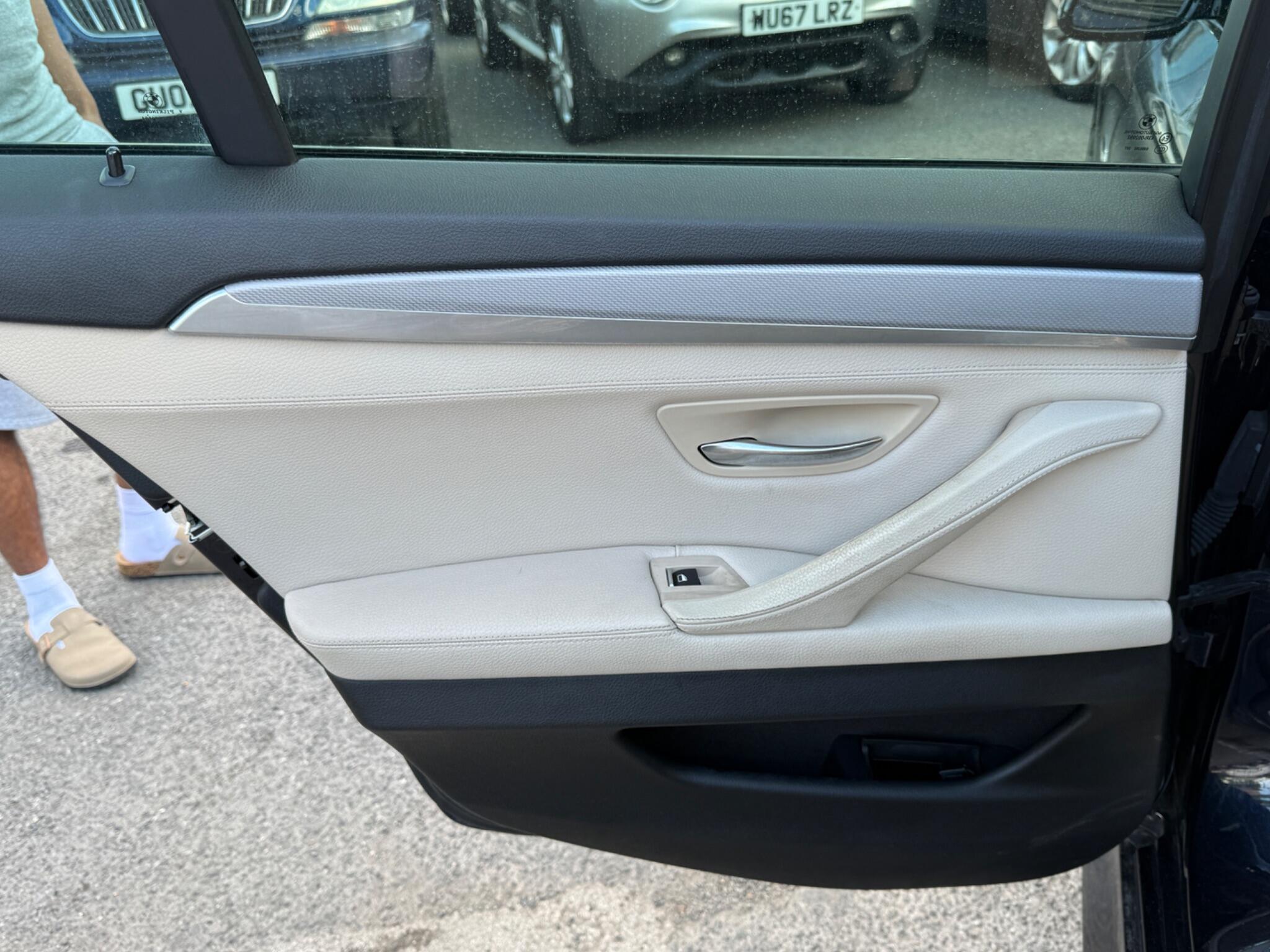 BMW 5 Series - Image 50