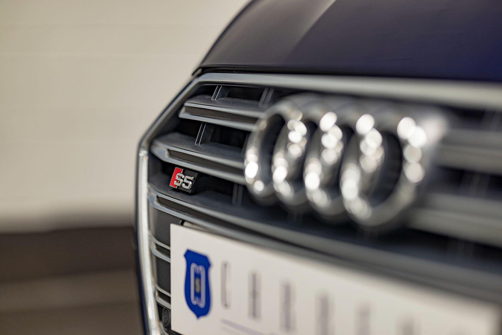 Audi S5 view 93