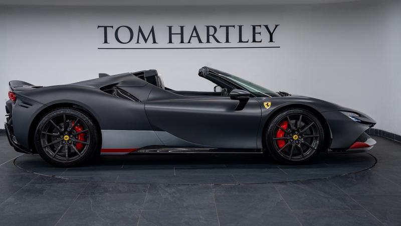Ferrari SF90 Stradale view 8