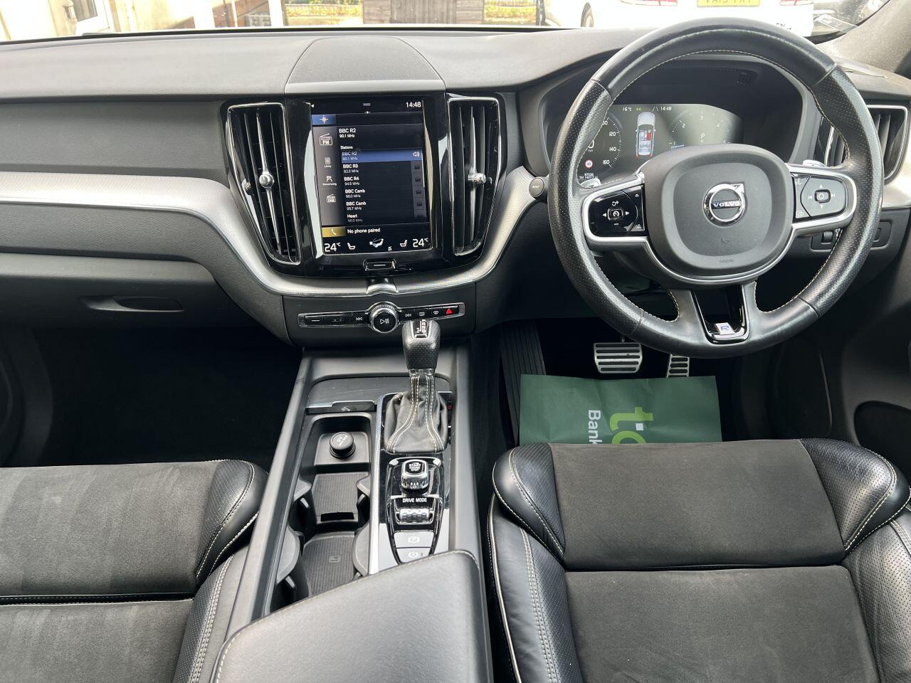 Volvo XC60 view 30