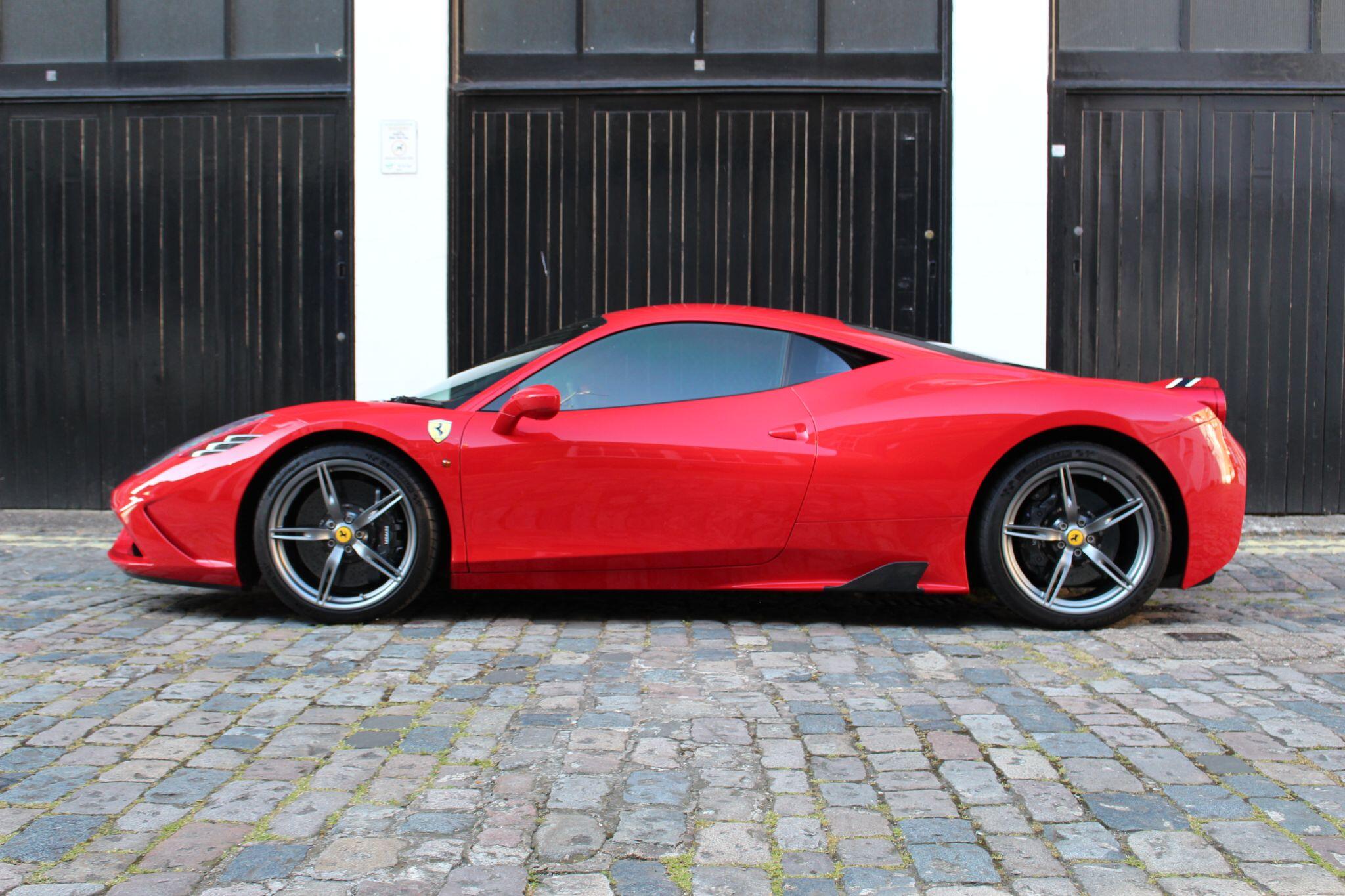 Ferrari 458 view 16