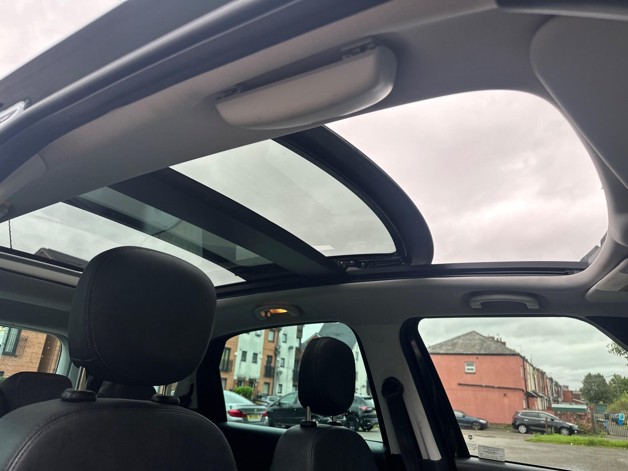 Fiat 500L view 21