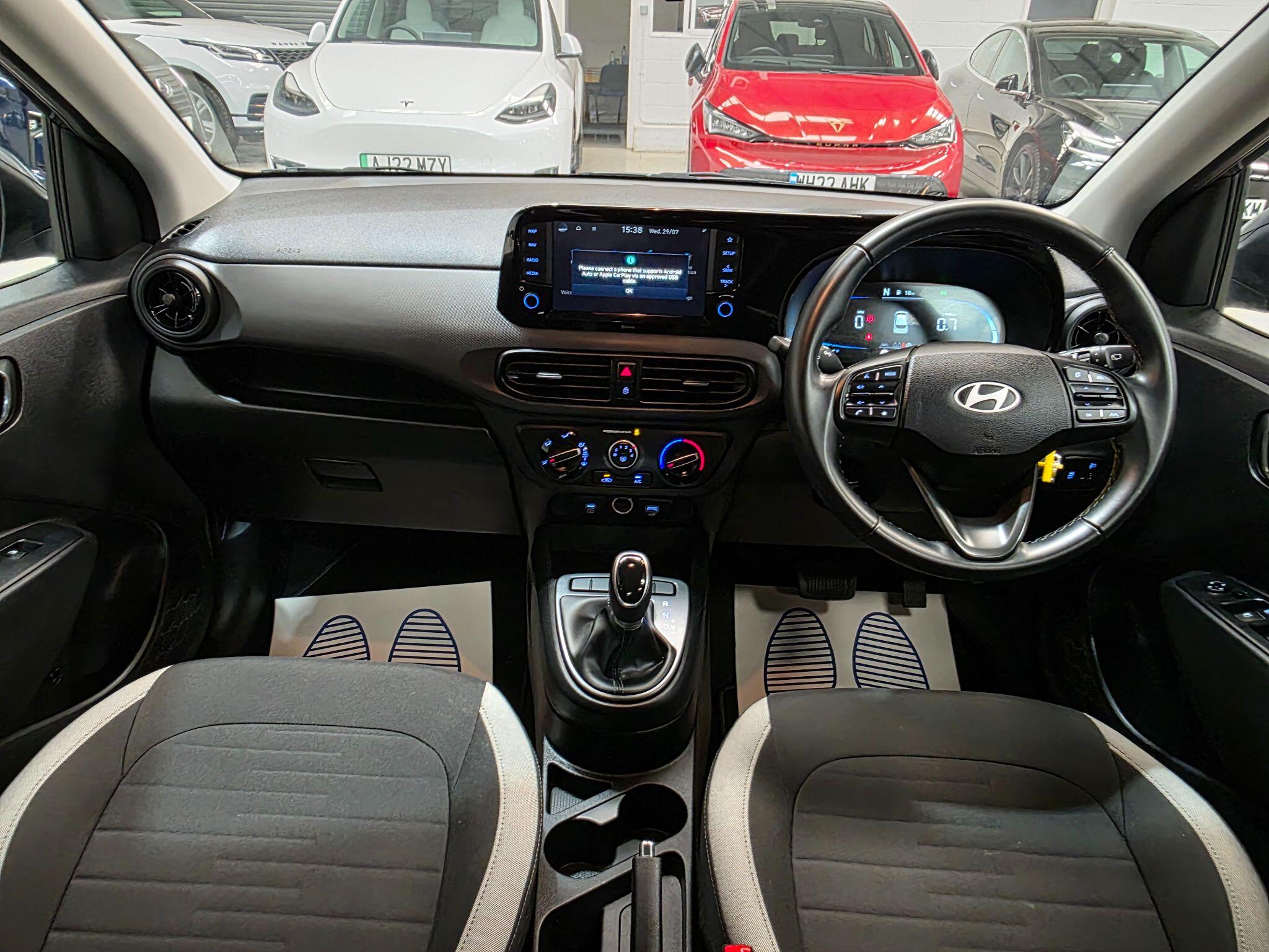 Hyundai I10 view 5