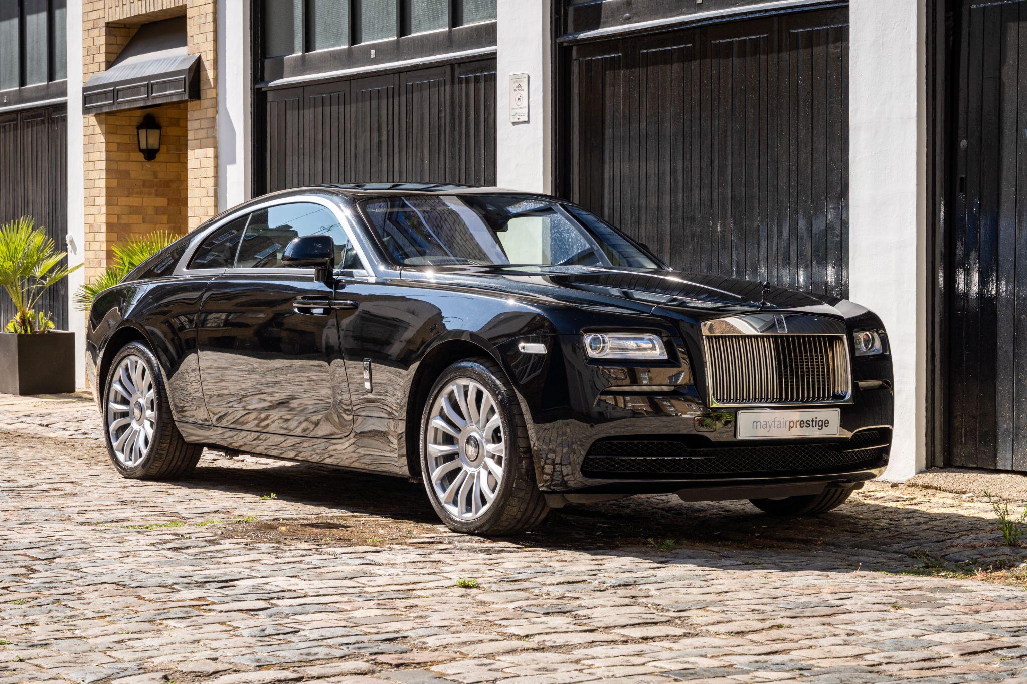 Rolls-Royce Wraith view 5