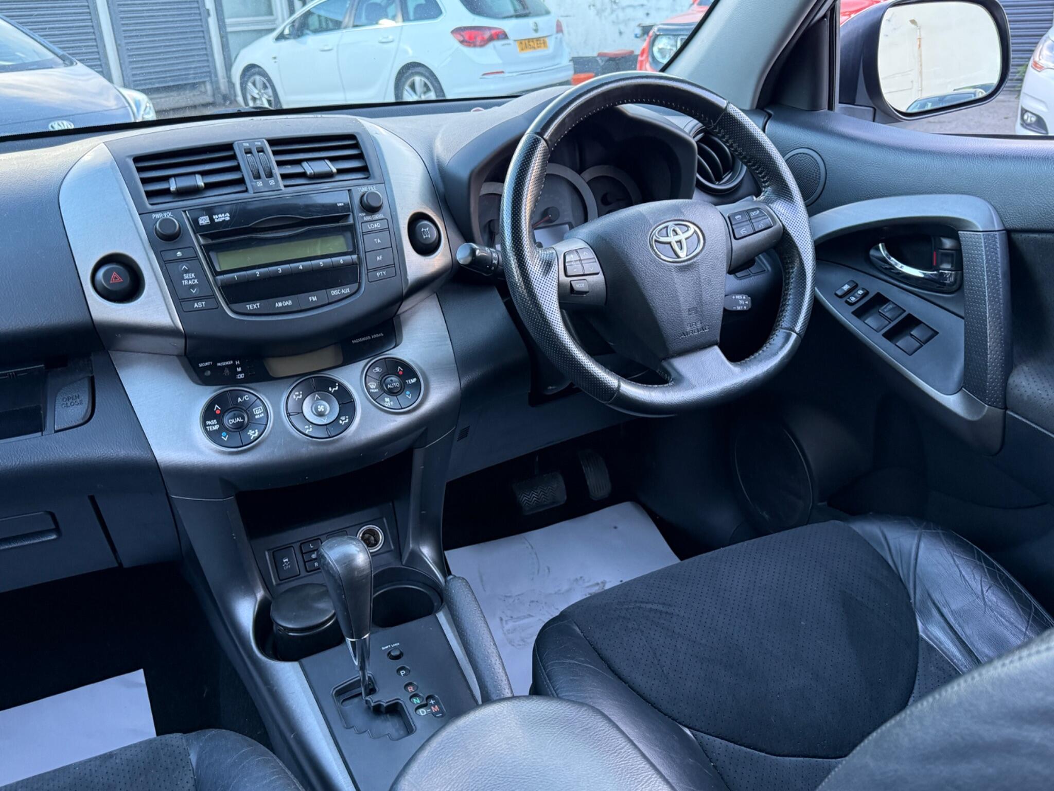 Toyota RAV4 - Image 65